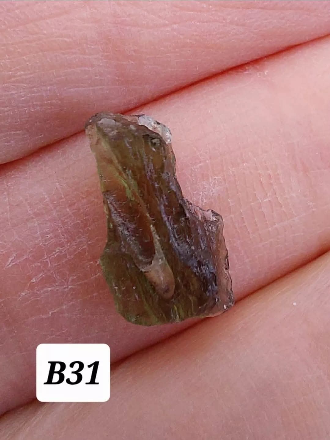 Moldavite Small Piece, 0.43g, Tektite (Ref: B31)