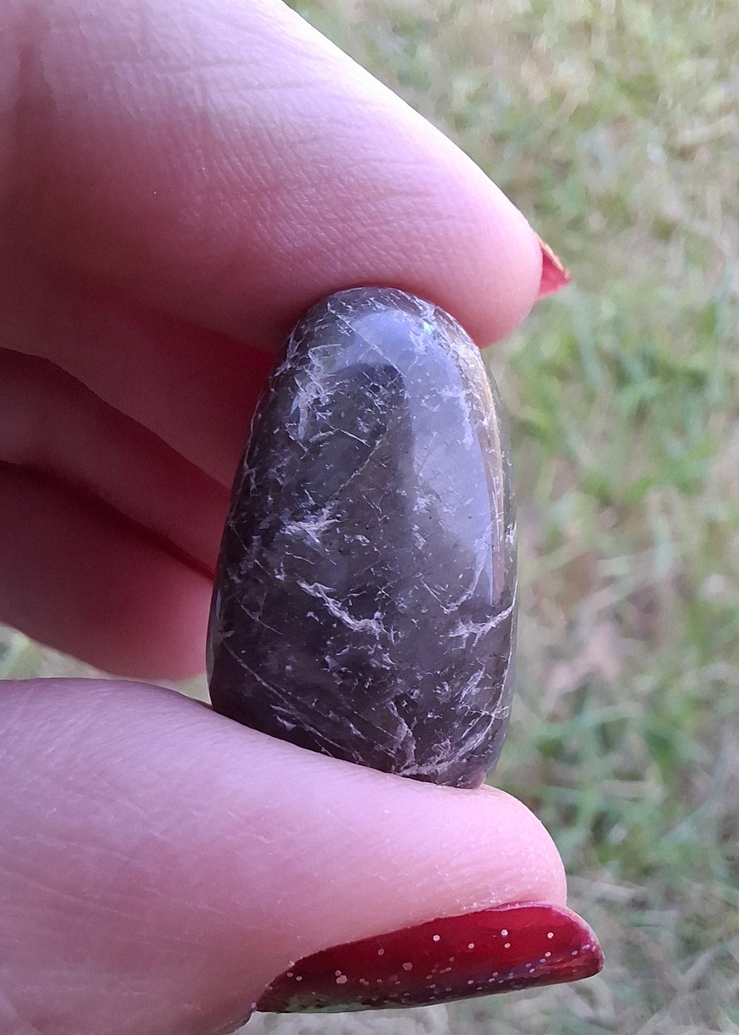 Labradorite, Tumble Stone, Crystal (Ref: T214)