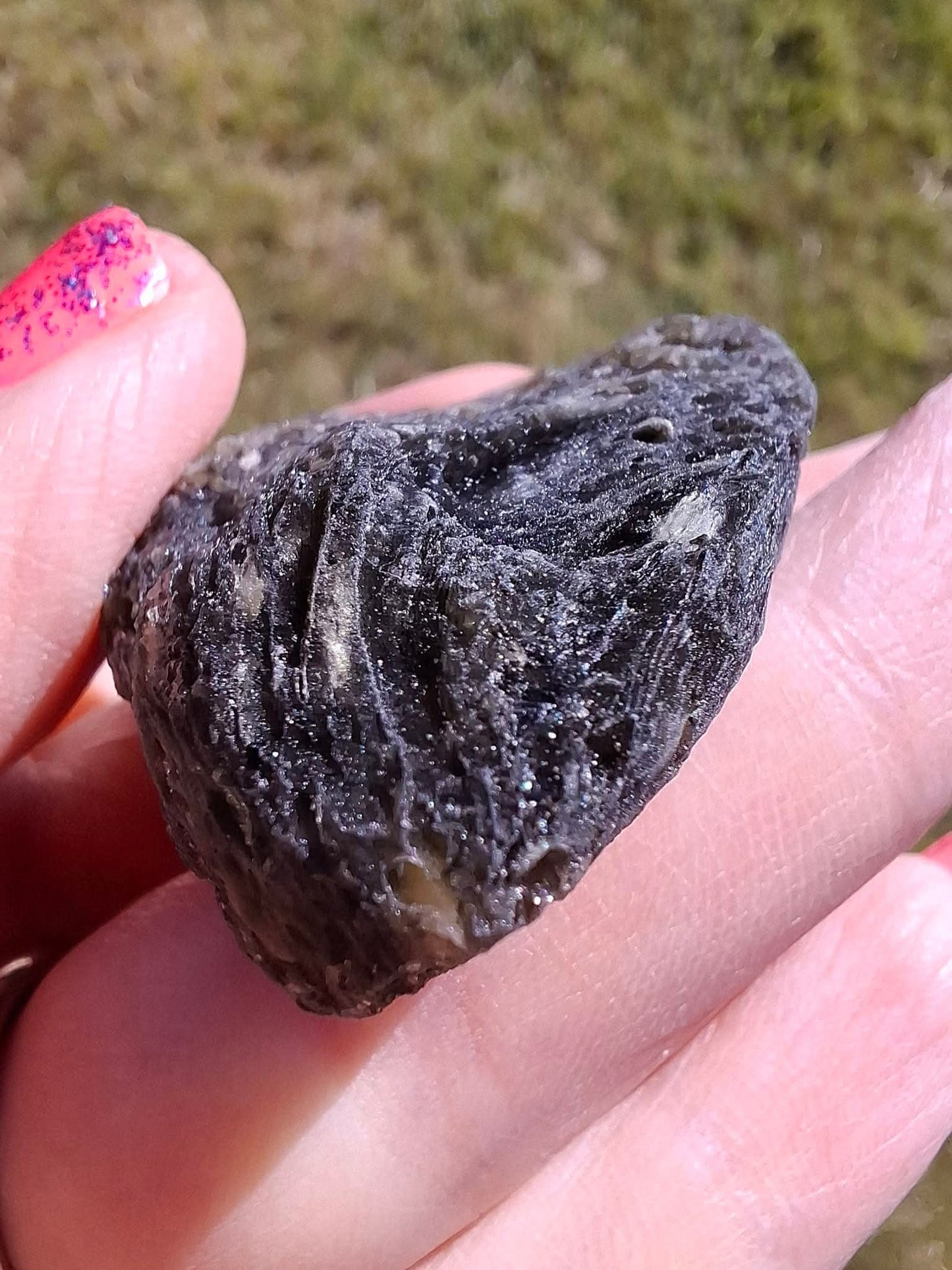 Moldavite Piece, NESMEN HURKA,  26.87g, Tektite (Ref: 1170)