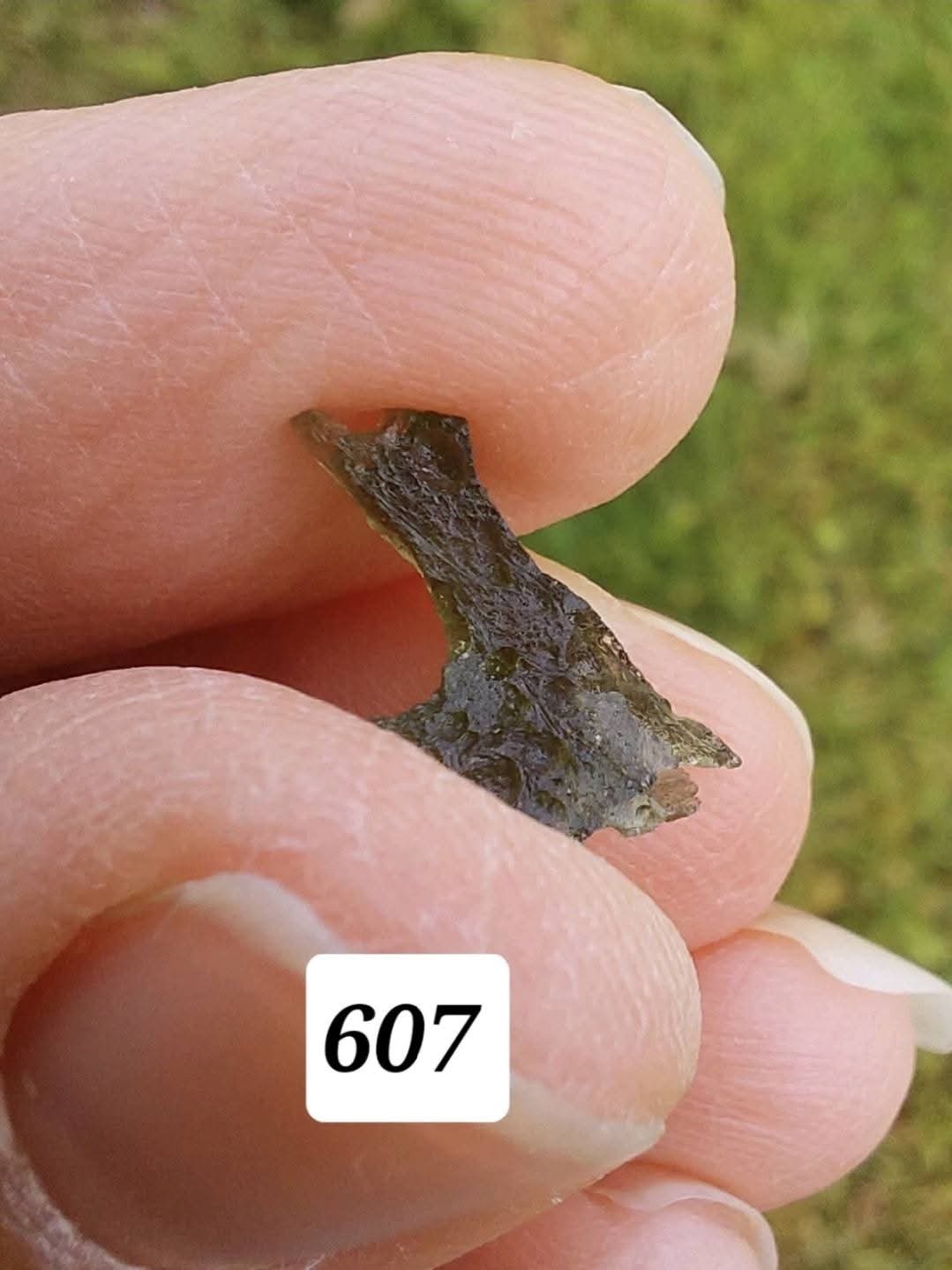 Moldavite piece, 0.51g, Tektite (Ref: 607)