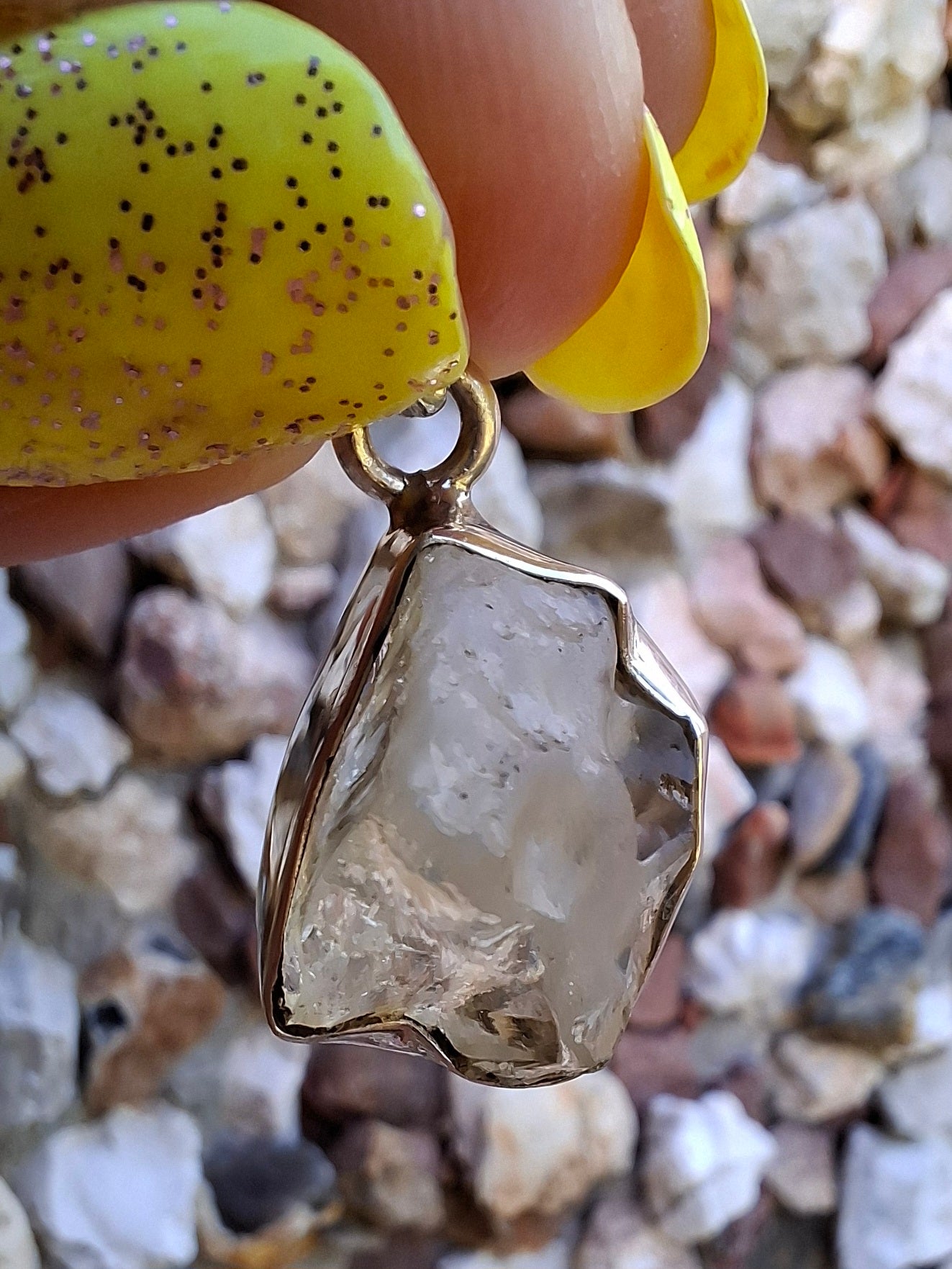 Libyan Desert Glass Pendant, 925 Silver, Tektite (LP103)