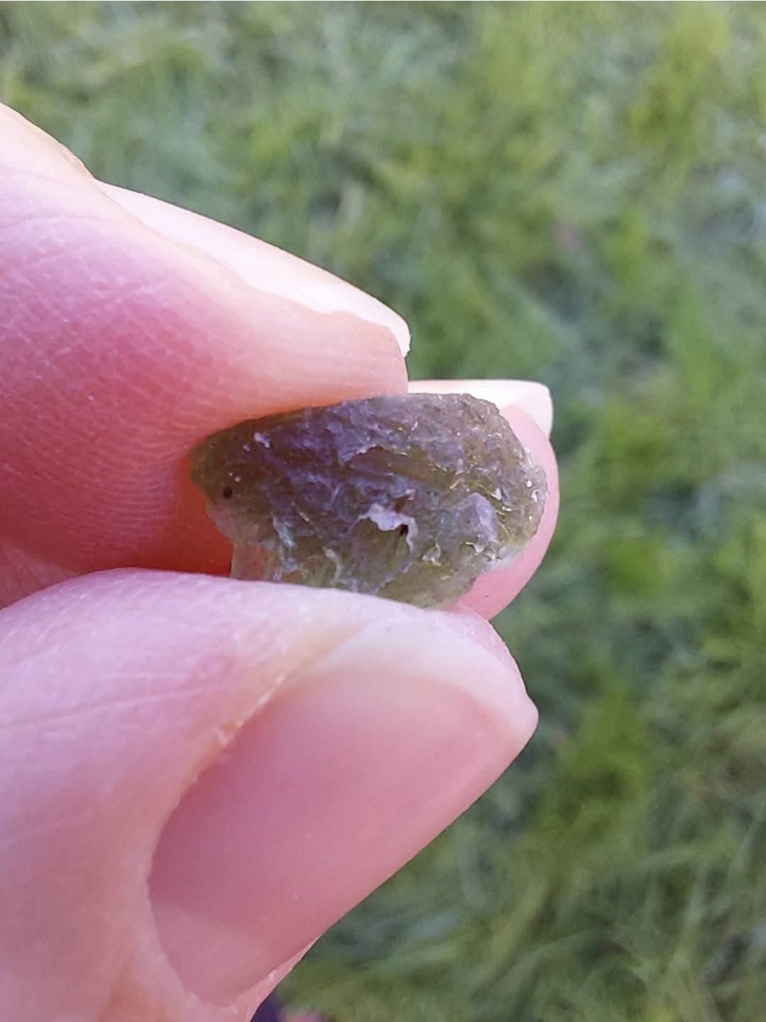 Moldavite Piece, 0.62g, Tektite (Ref: 955)