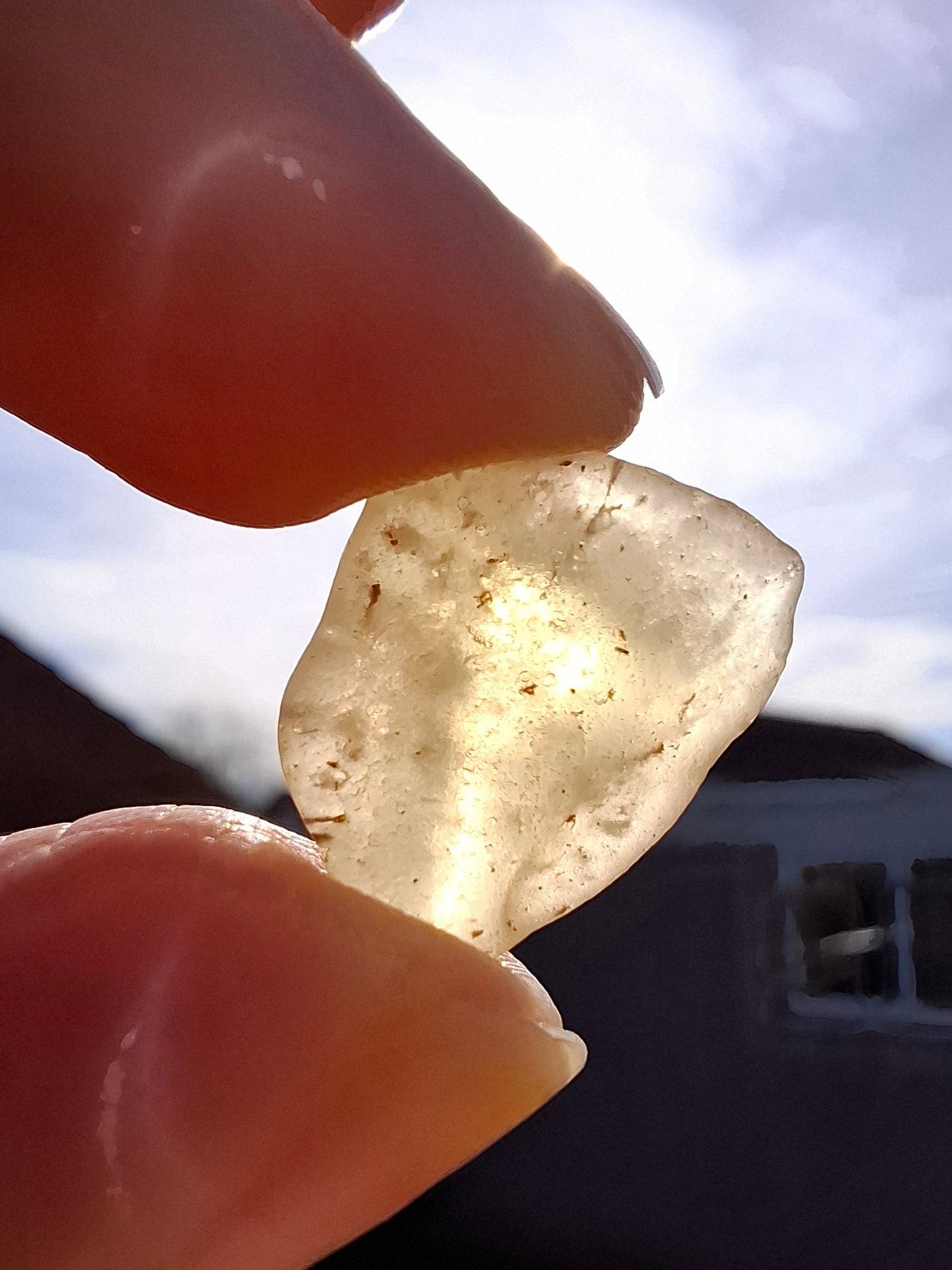 Libyan Desert Glass small Piece, 2.11g, Tektite (Ref: L1345)