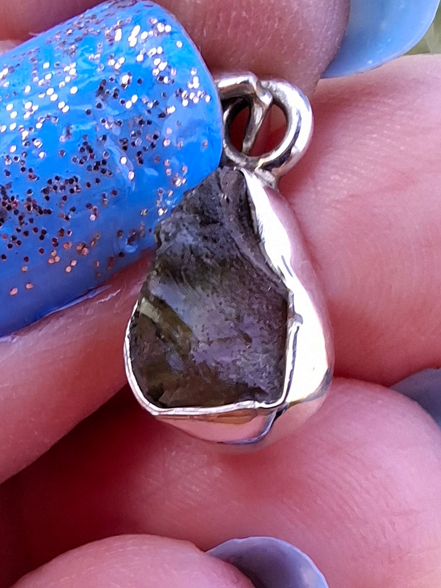 Moldavite Pendant, 925 Silver, Tektite (Ref: P42)