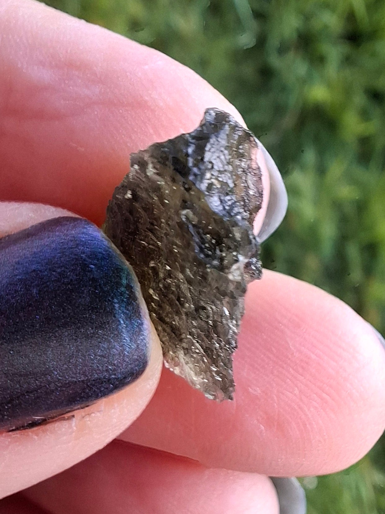 Moldavite Piece, NESMEN LES, 1.90g, Tektite (Ref: 848)