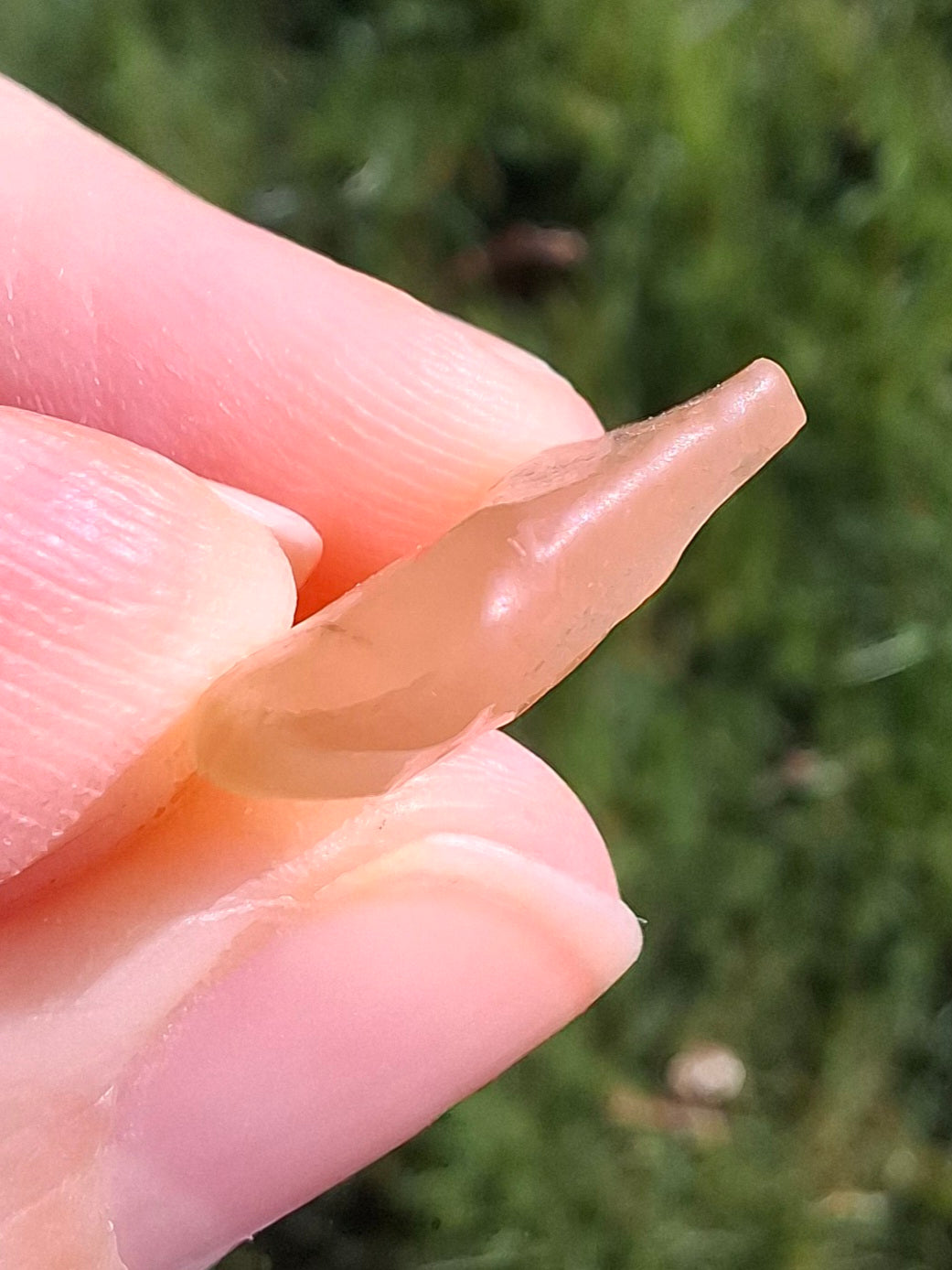 Libyan Desert Glass small Piece, 1.10g, Tektite (Ref: L1349)