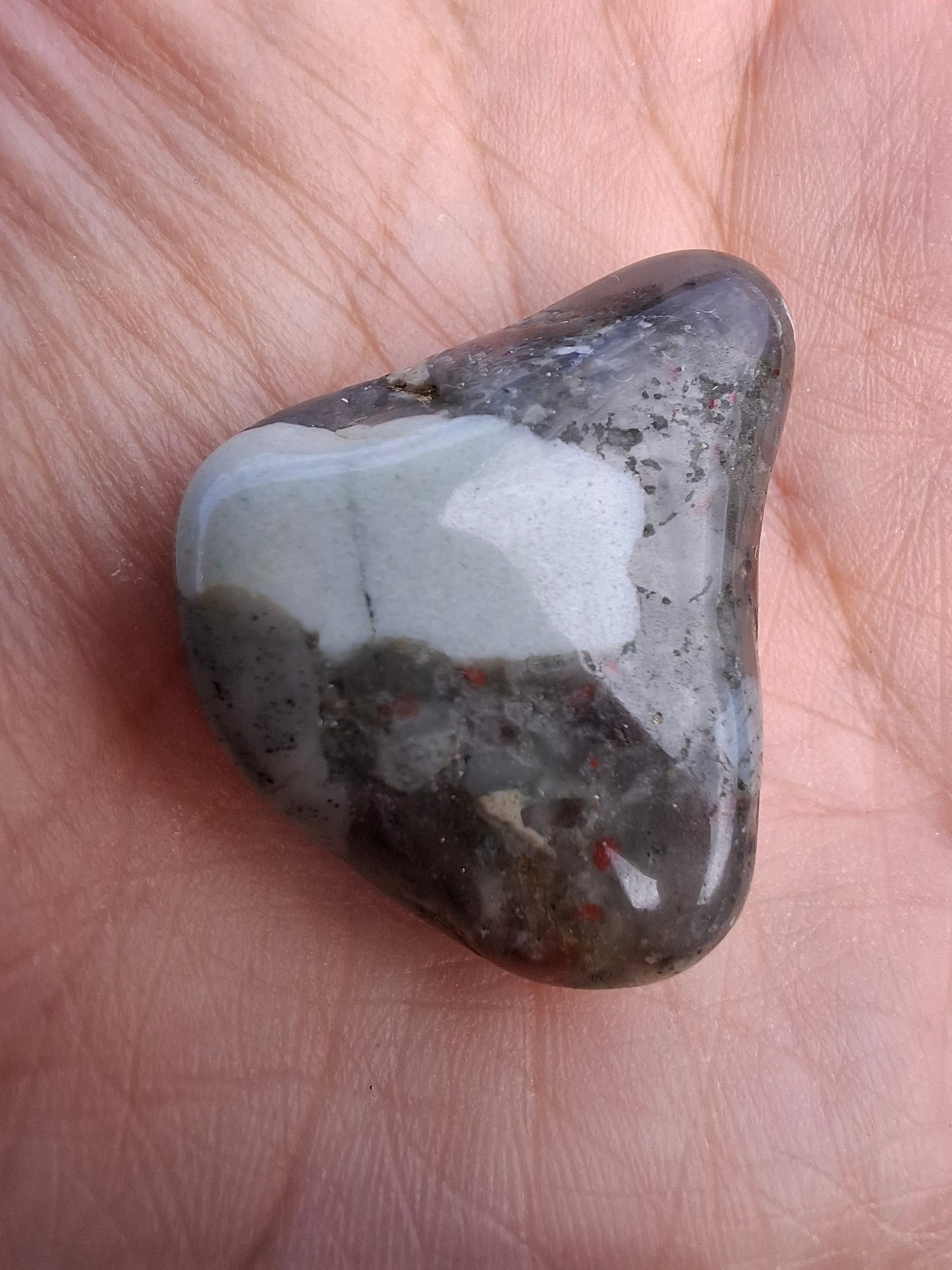 African Blood Stone, Tumble Stone, Crystal (Ref: T178)
