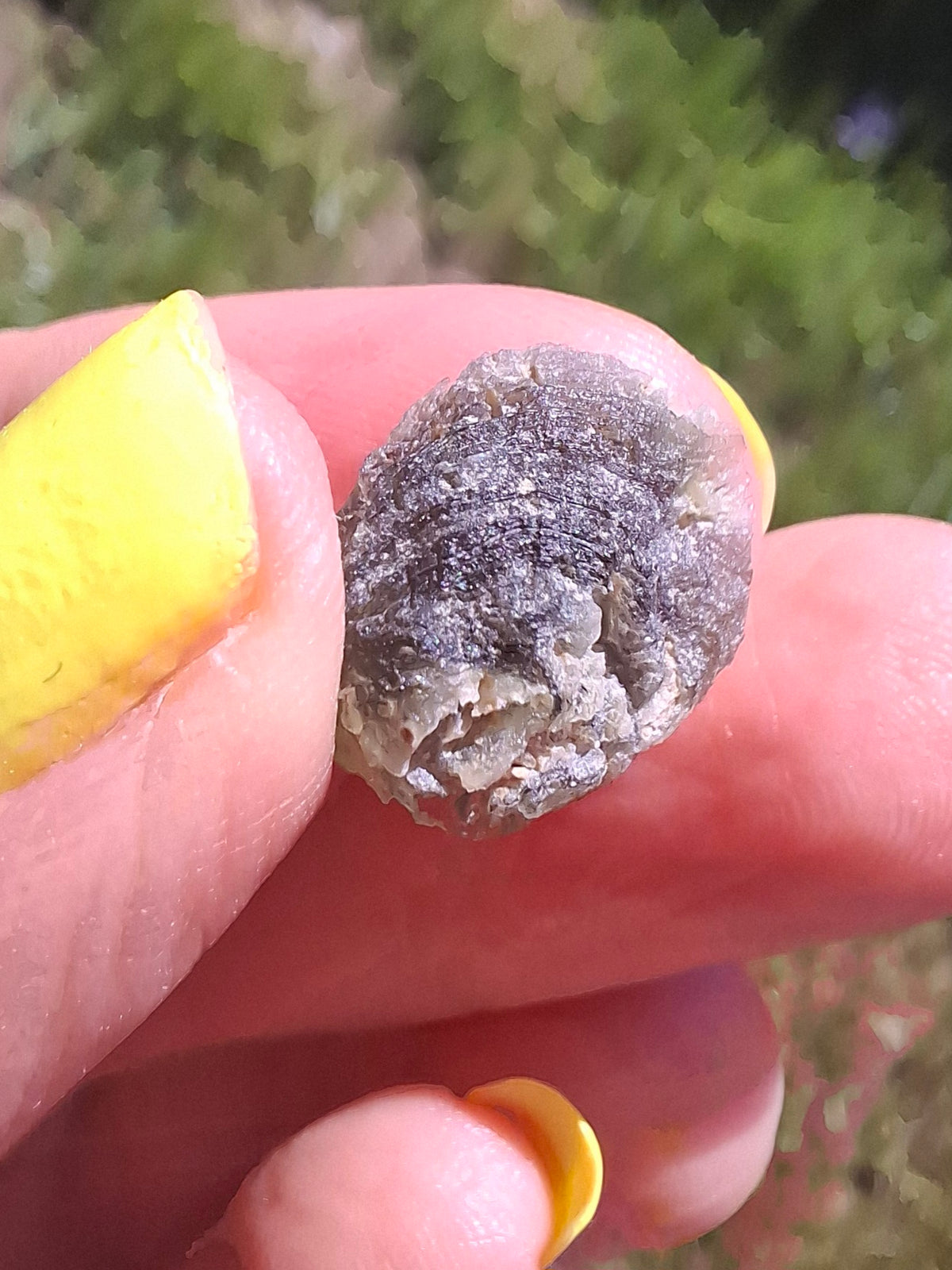 Moldavite Piece, 2.09g, Tektite (Ref: 1510)