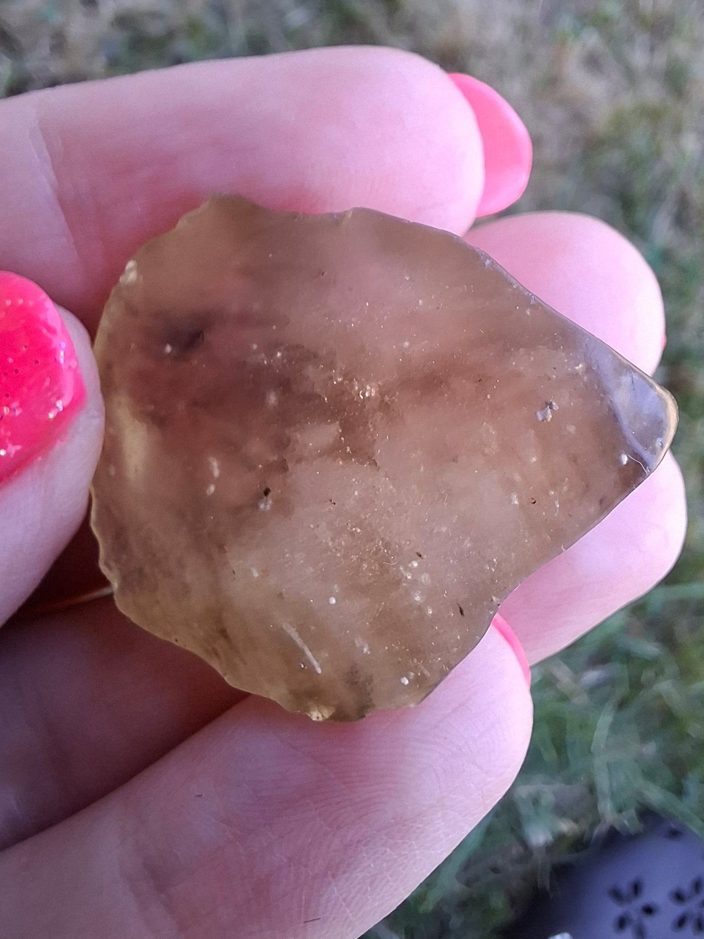 Libyan Desert Glass (darker) Piece, 12.00g, Tektite (Ref: L1377)