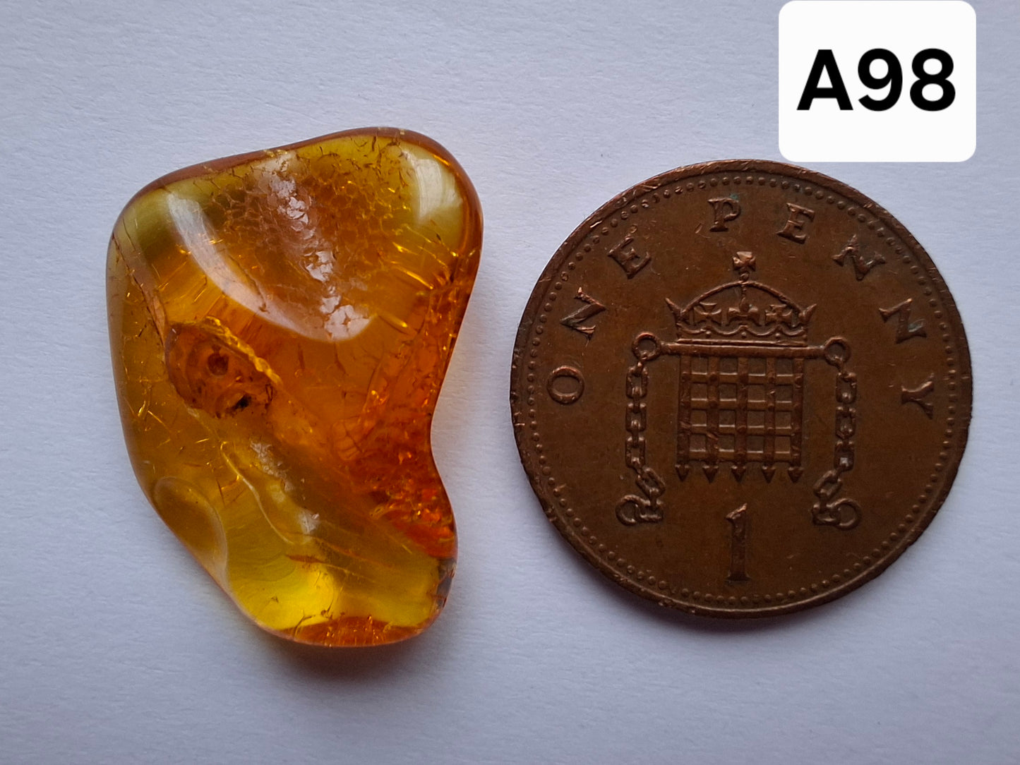 Baltic Amber, 1.07g, Fossil (Ref: A98)