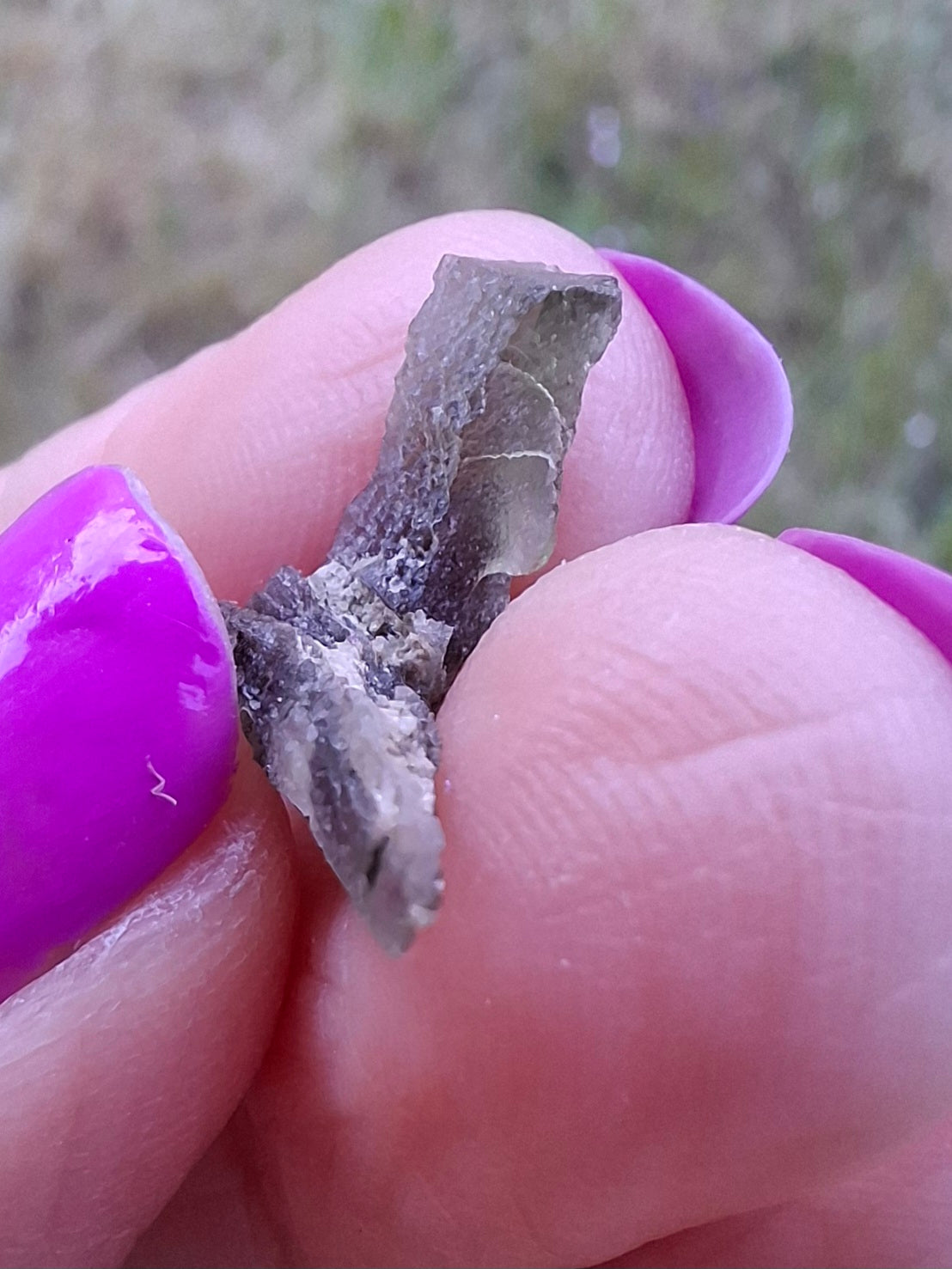 Moldavite Piece, 0.66g, Tektite (Ref: 1436)