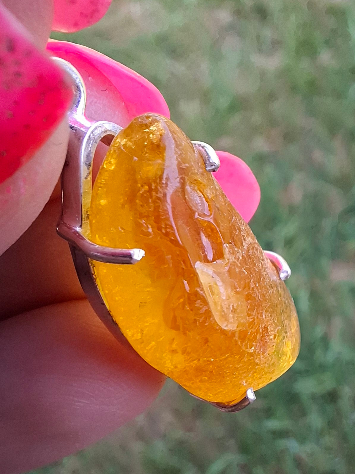 Baltic Amber Pendant, 925 Silver, Fossil (Ref: AP14)