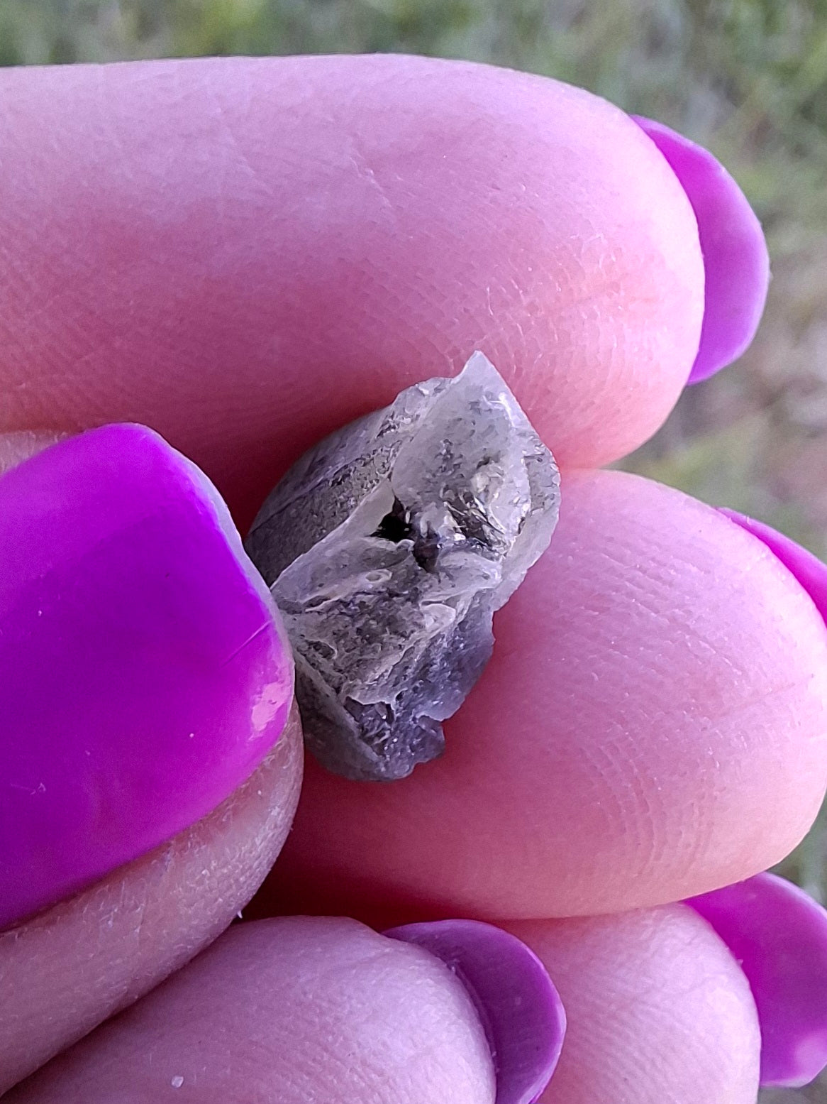 Moldavite Piece, 0.91g, Tektite (Ref: 1460)
