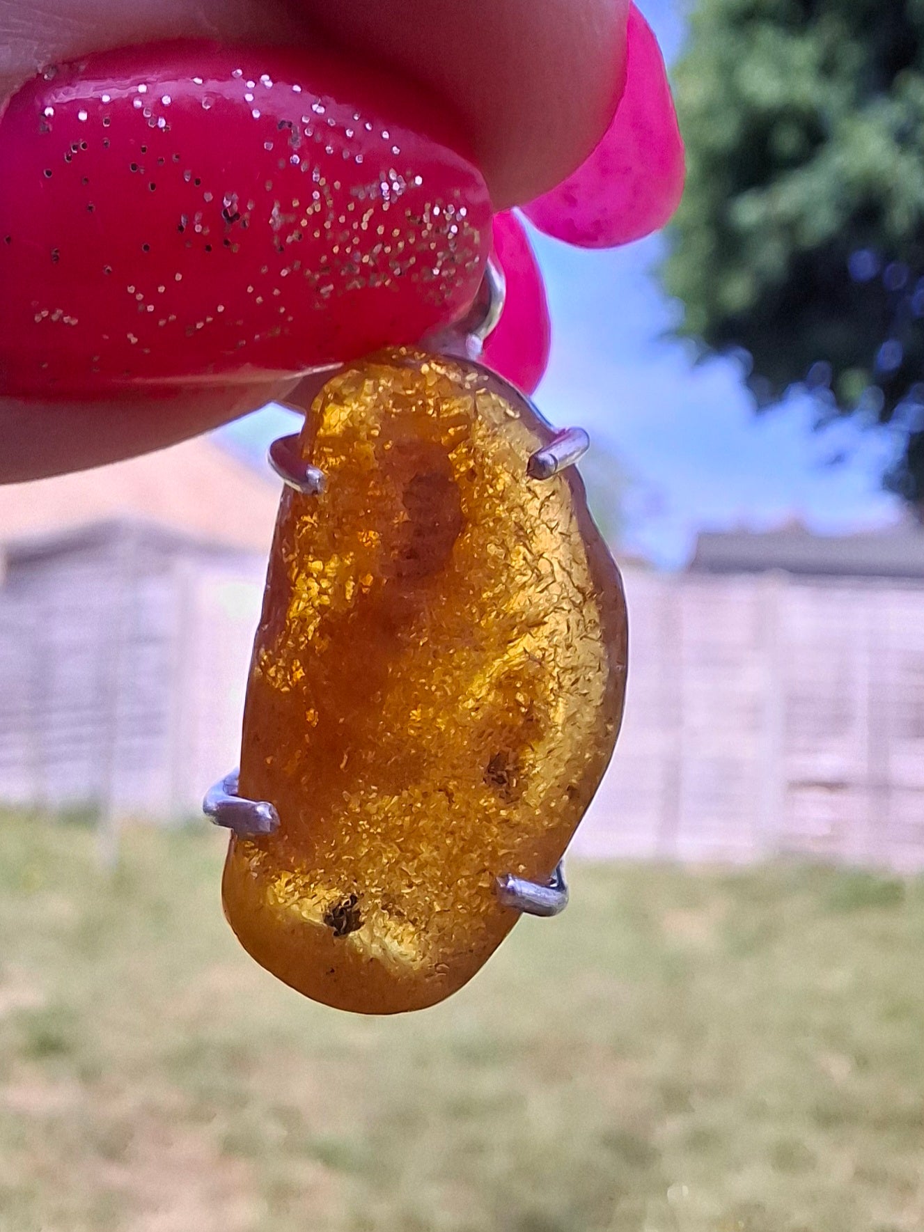 Baltic Amber Pendant, 925 Silver, Fossil (Ref: AP11)