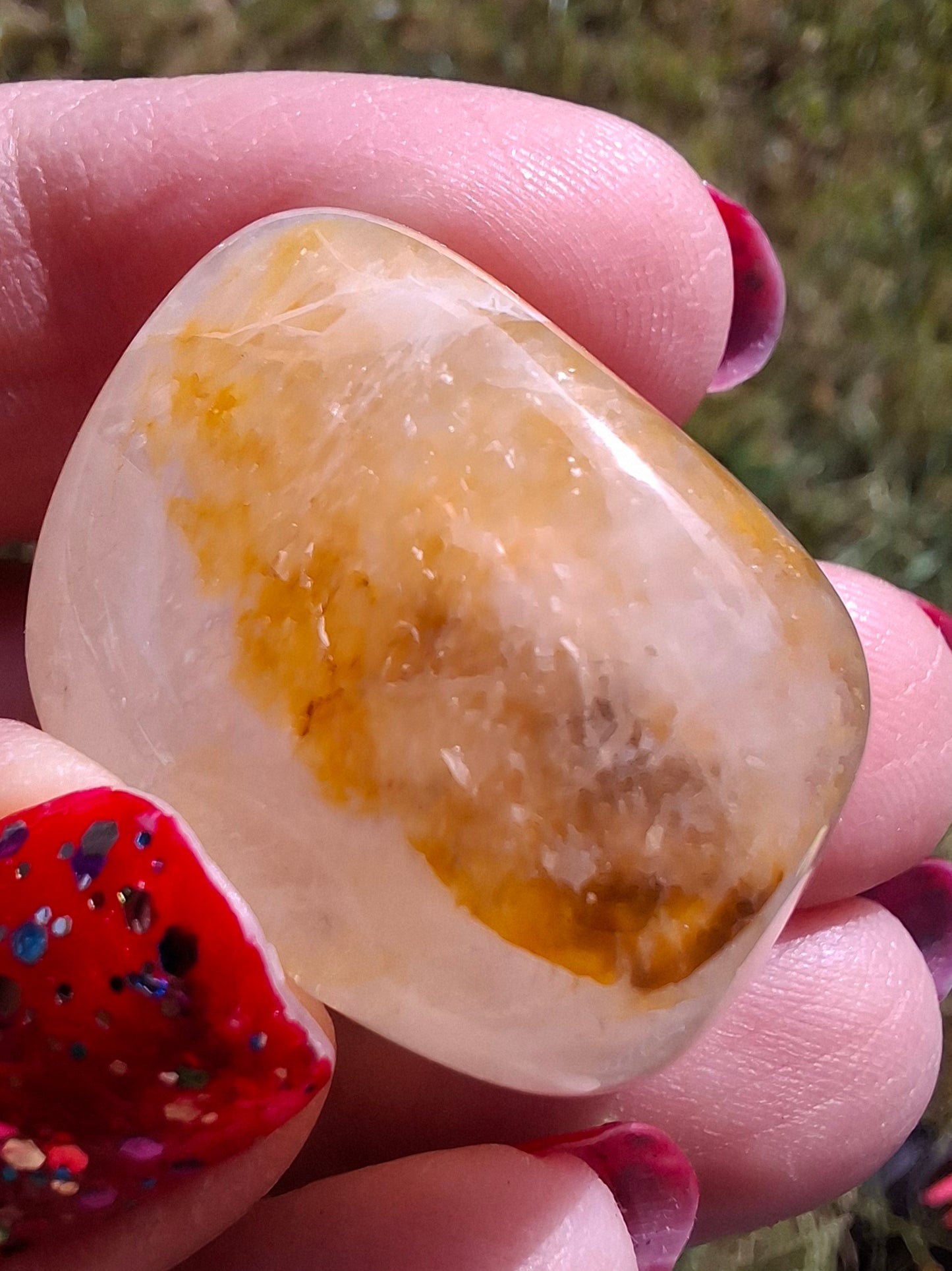 Golden Healer, Tumble Stone, Crystal (Ref: T193)