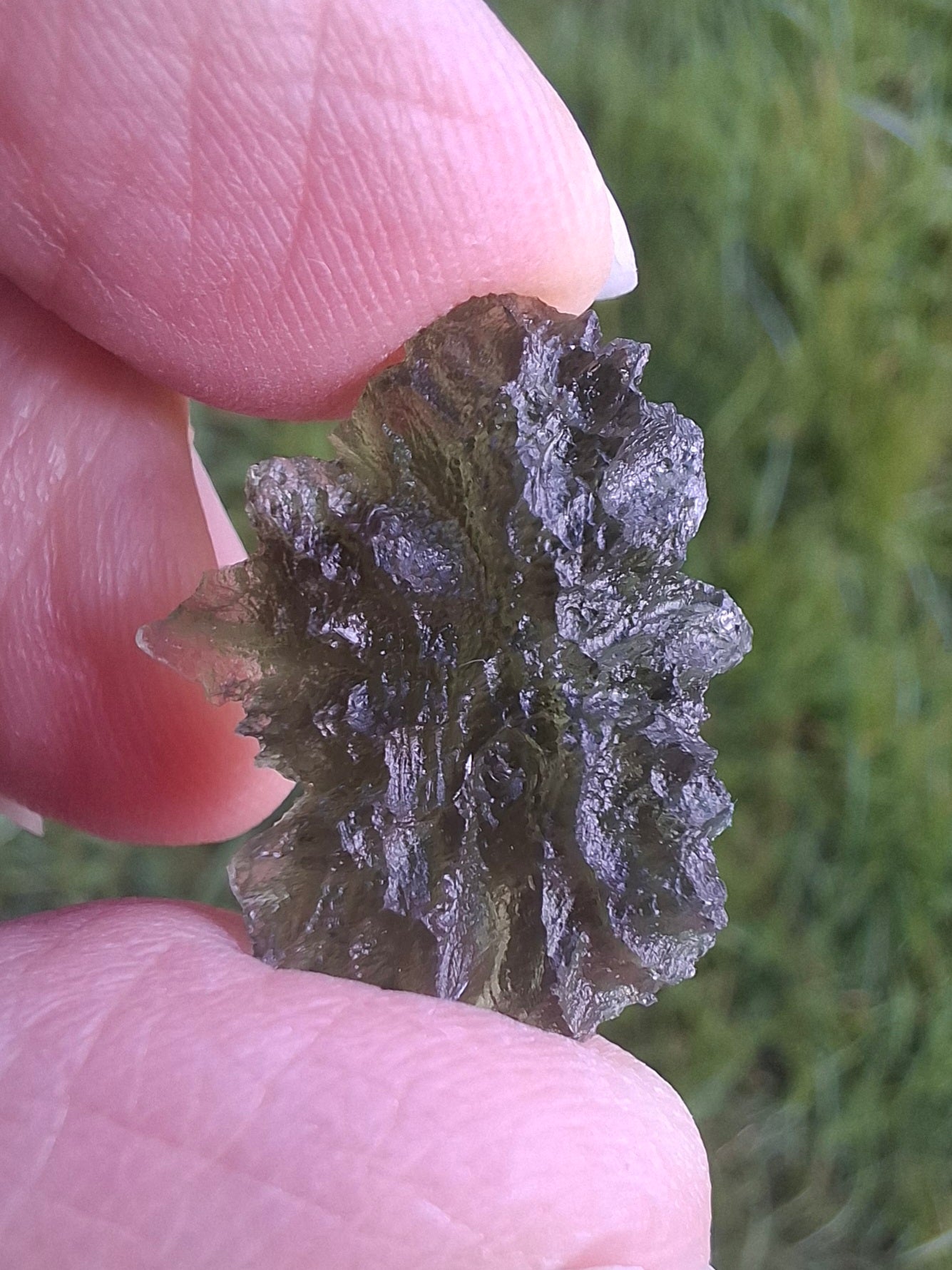 Moldavite Piece, JEZKOVNA BESEDNICE, 2.00g, Tektite (Ref: 1264)
