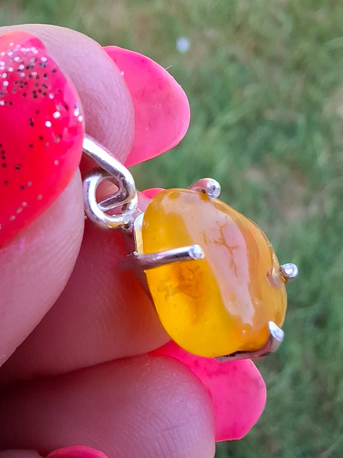 Baltic Amber Pendant, 925 Silver, Fossil (Ref: AP28)