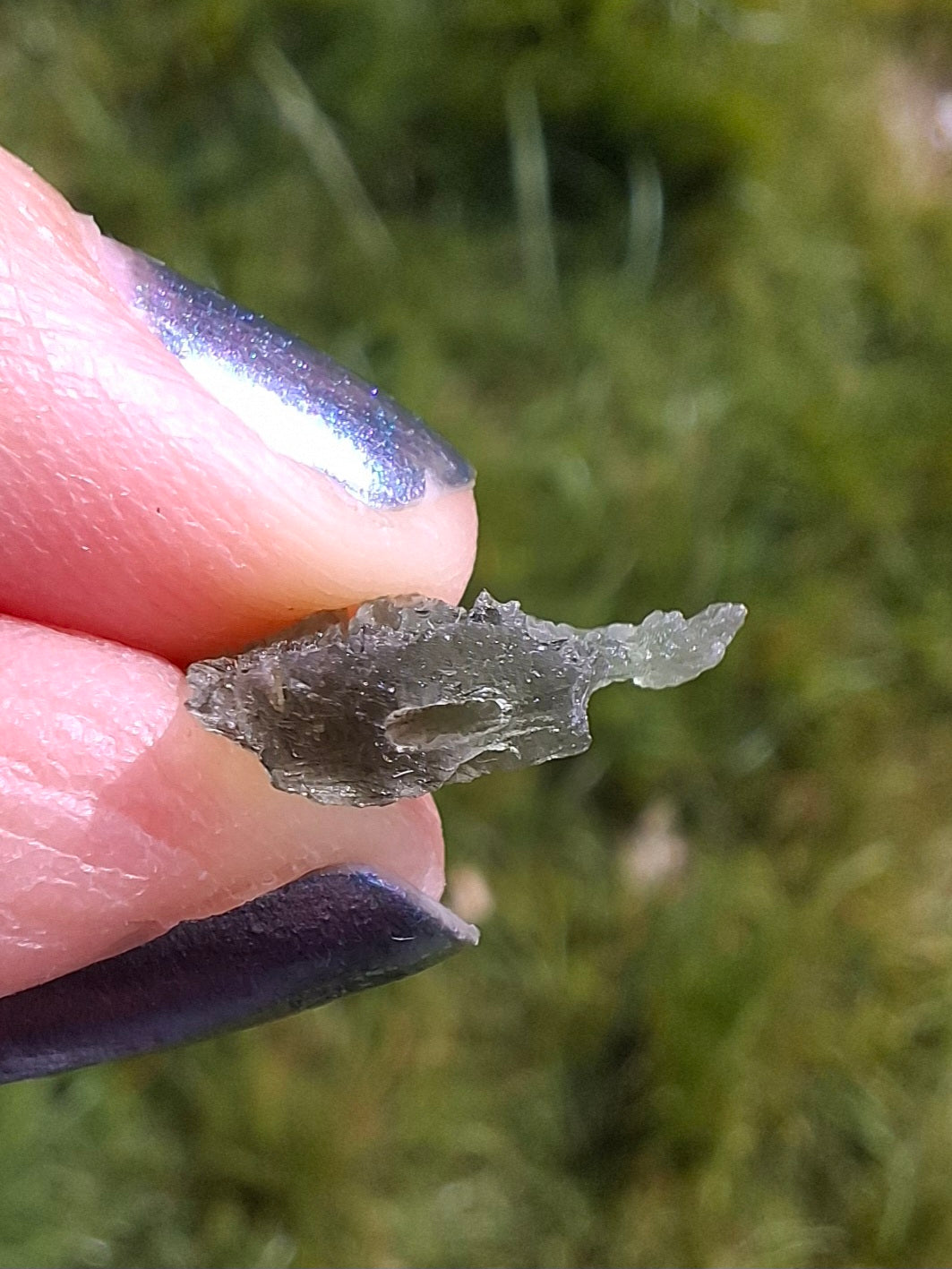 Moldavite Piece, 0.52g, Tektite (Ref: 1389)