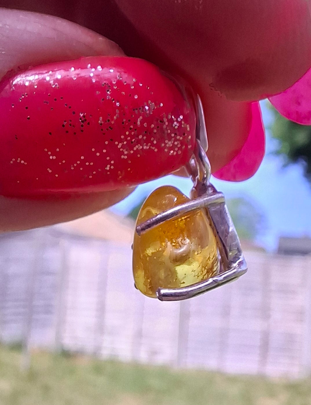 Baltic Amber Pendant, 925 Silver, Fossil (Ref: AP25)