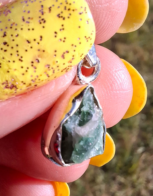Green Tourmaline Pendant, 925 Silver, Crystal (Ref: GT19)