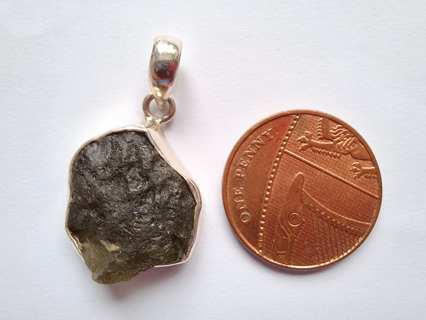 Moldavite Pendant, 925 Silver, Tektite (Ref: P436)