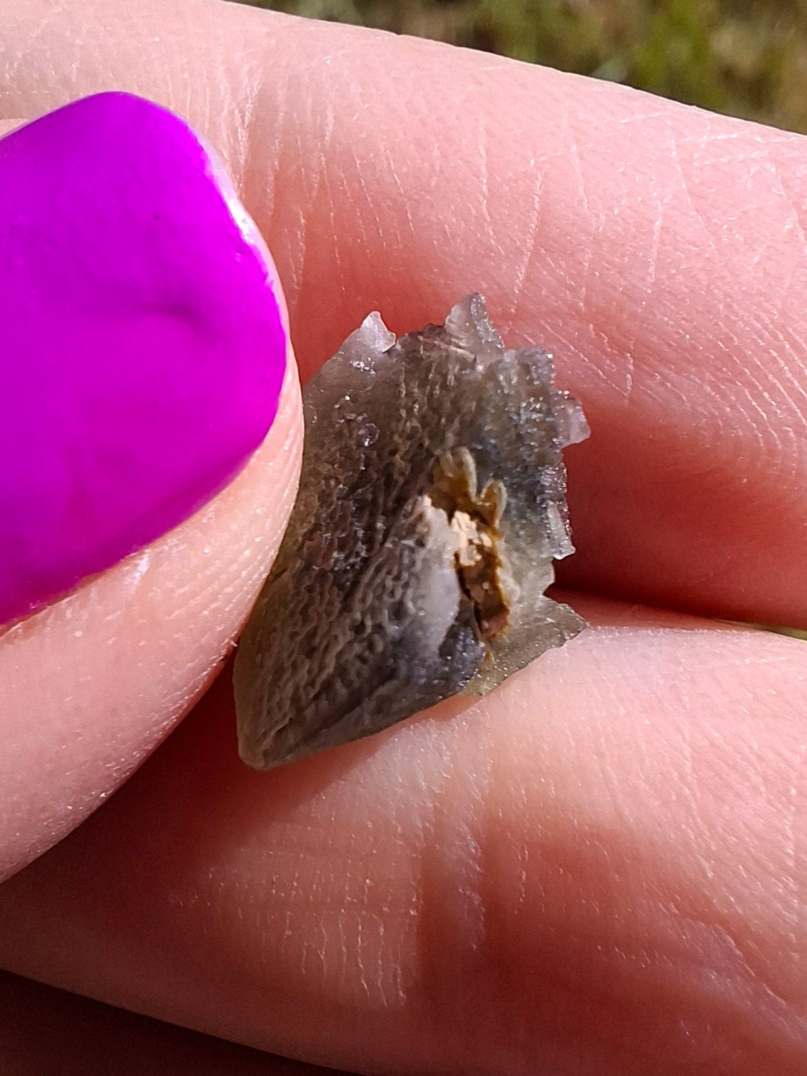 Moldavite Piece, 0.85g, Tektite (Ref: 1462)
