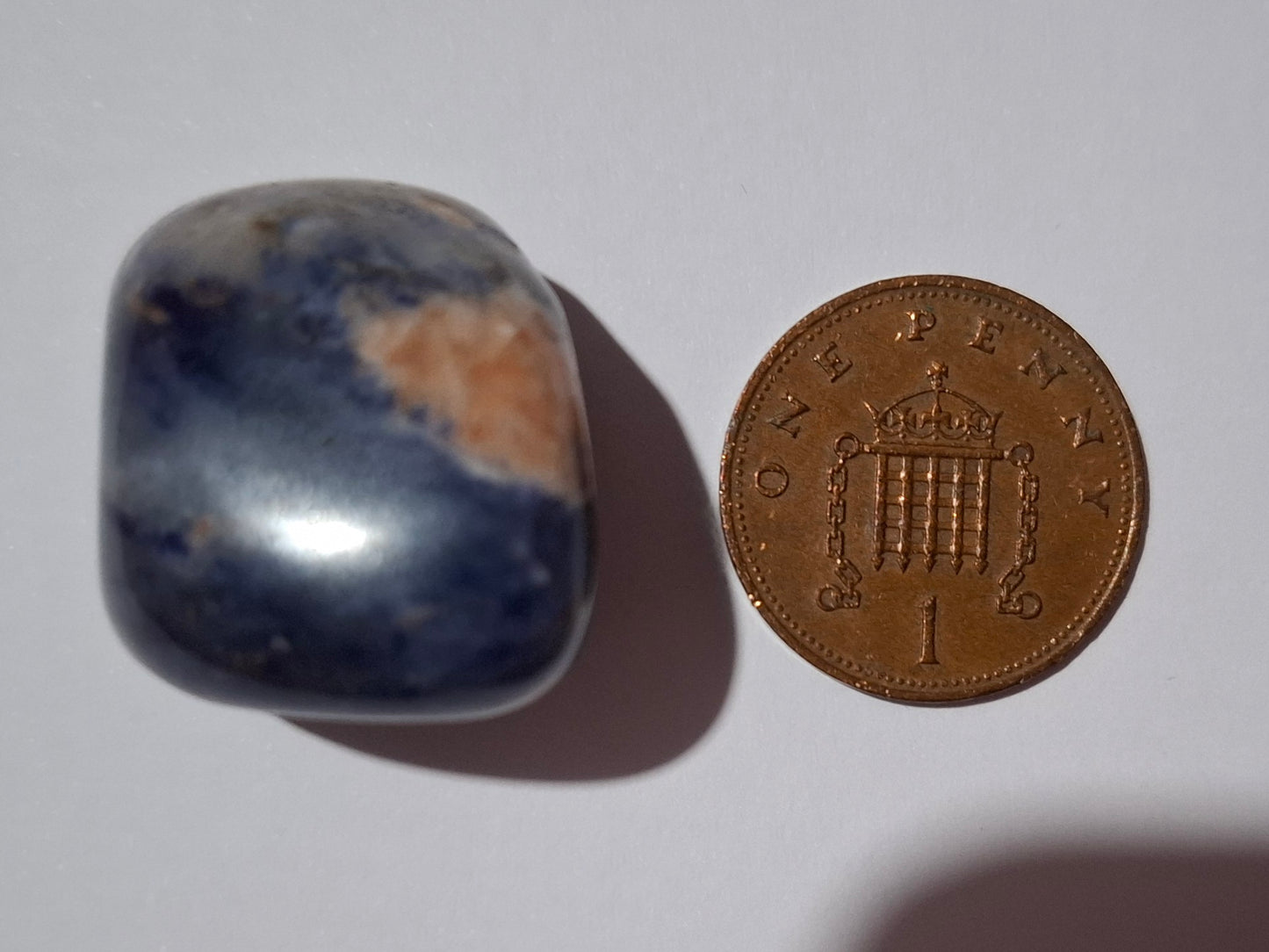 Sodalite, Tumble Stone, Crystal (Ref: T152)