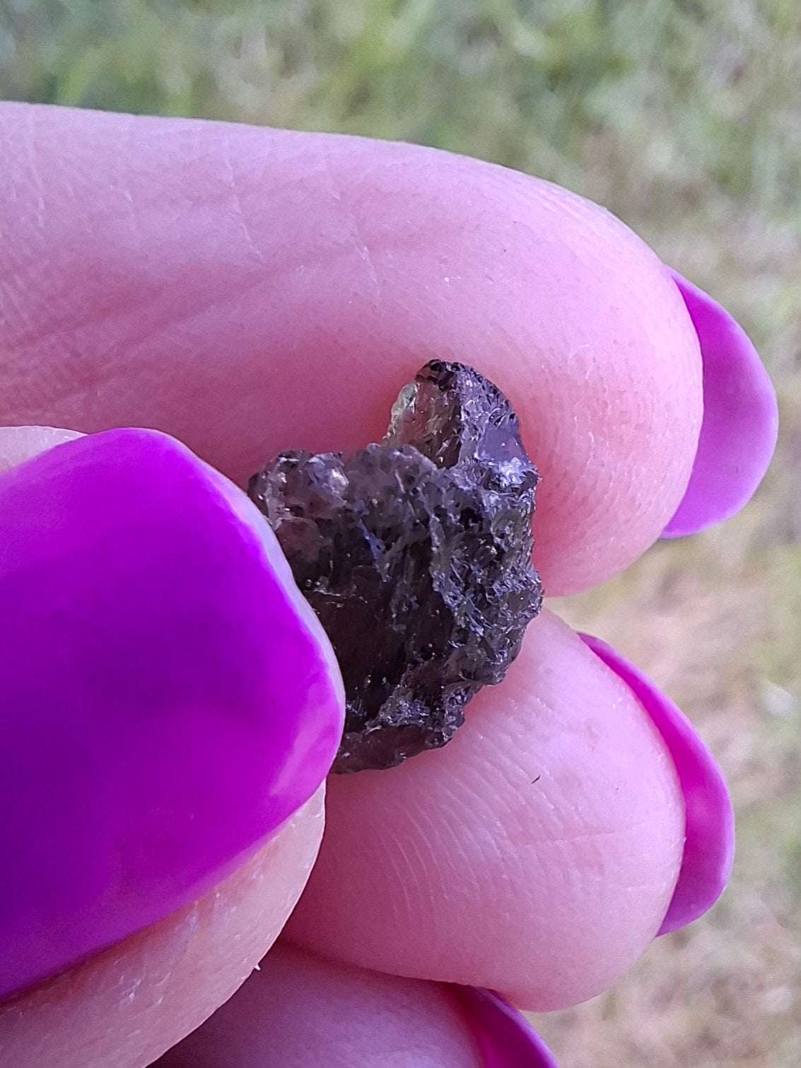 Moldavite Piece, 0.62g, Tektite (Ref: 1455)