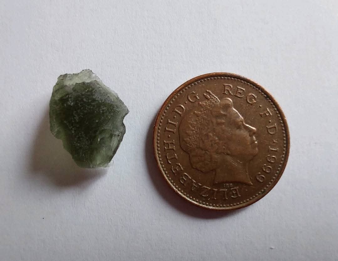 Moldavite Piece, 0.99g, Tektite (Ref: 866)
