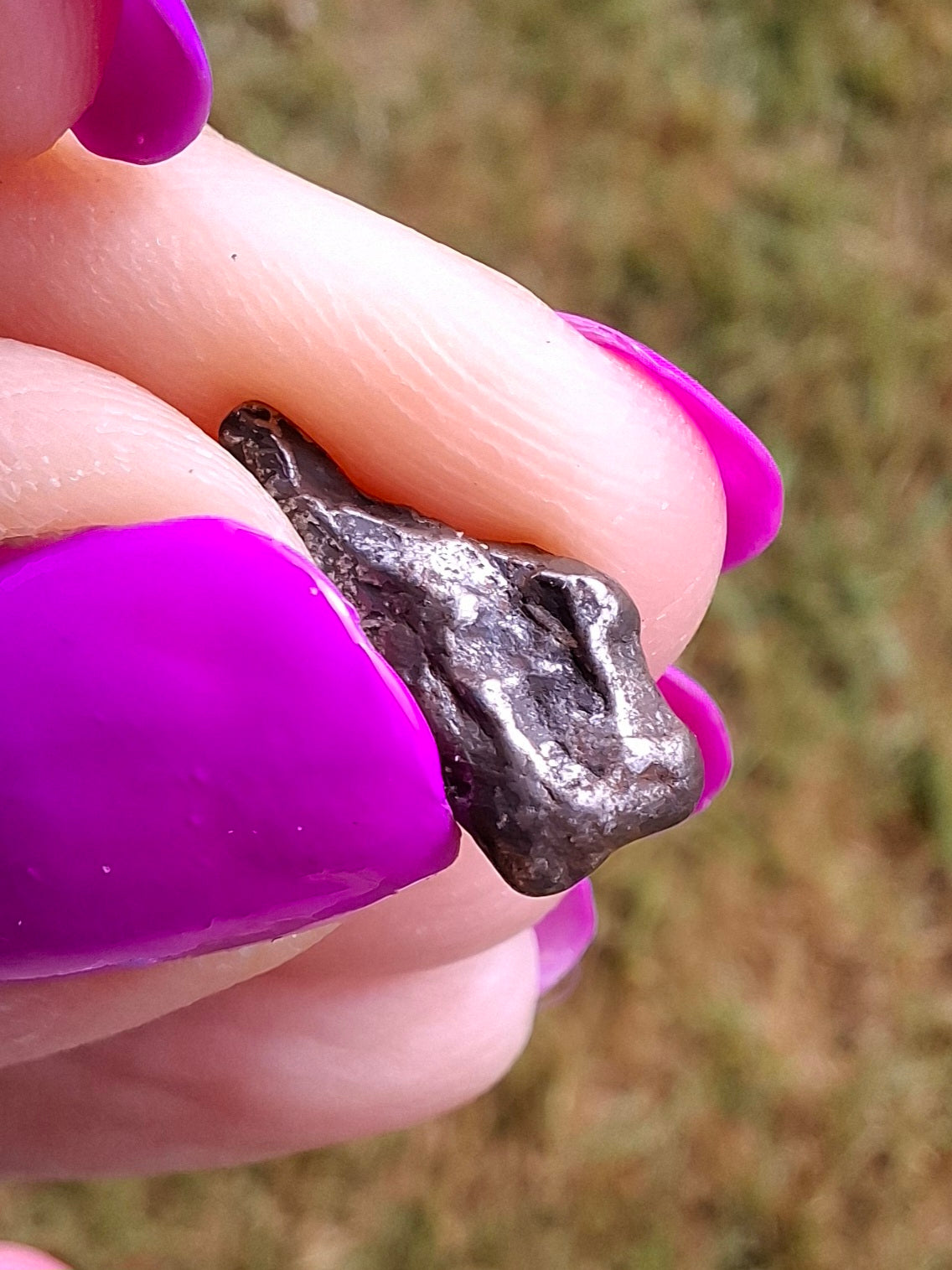 Campo del Cielo, 0.99g, Nickel Iron Meteorite (Ref: C5)