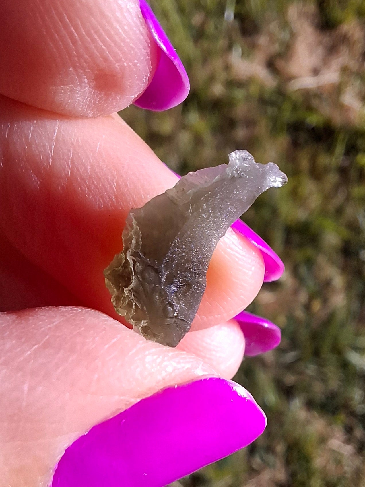 Moldavite Piece, 0.63g, Tektite (Ref: 1447)