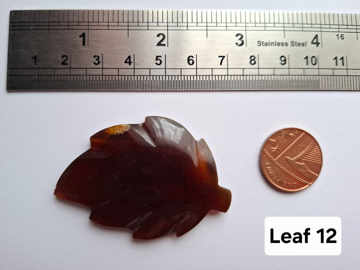 Red Amber Leaf Carving, 7.51g, Fossil (Ref: Leaf12)