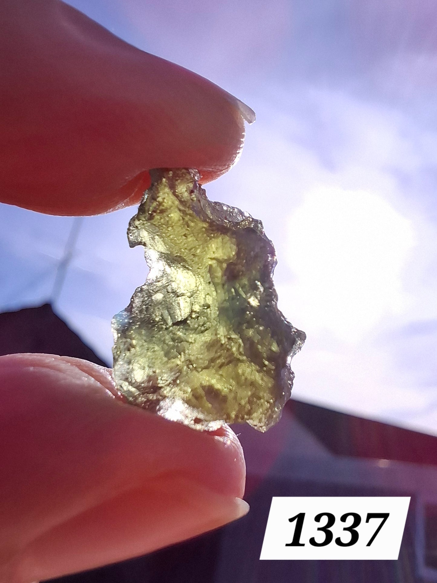 Moldavite Piece, 2.18g, Tektite (Ref: 1337)
