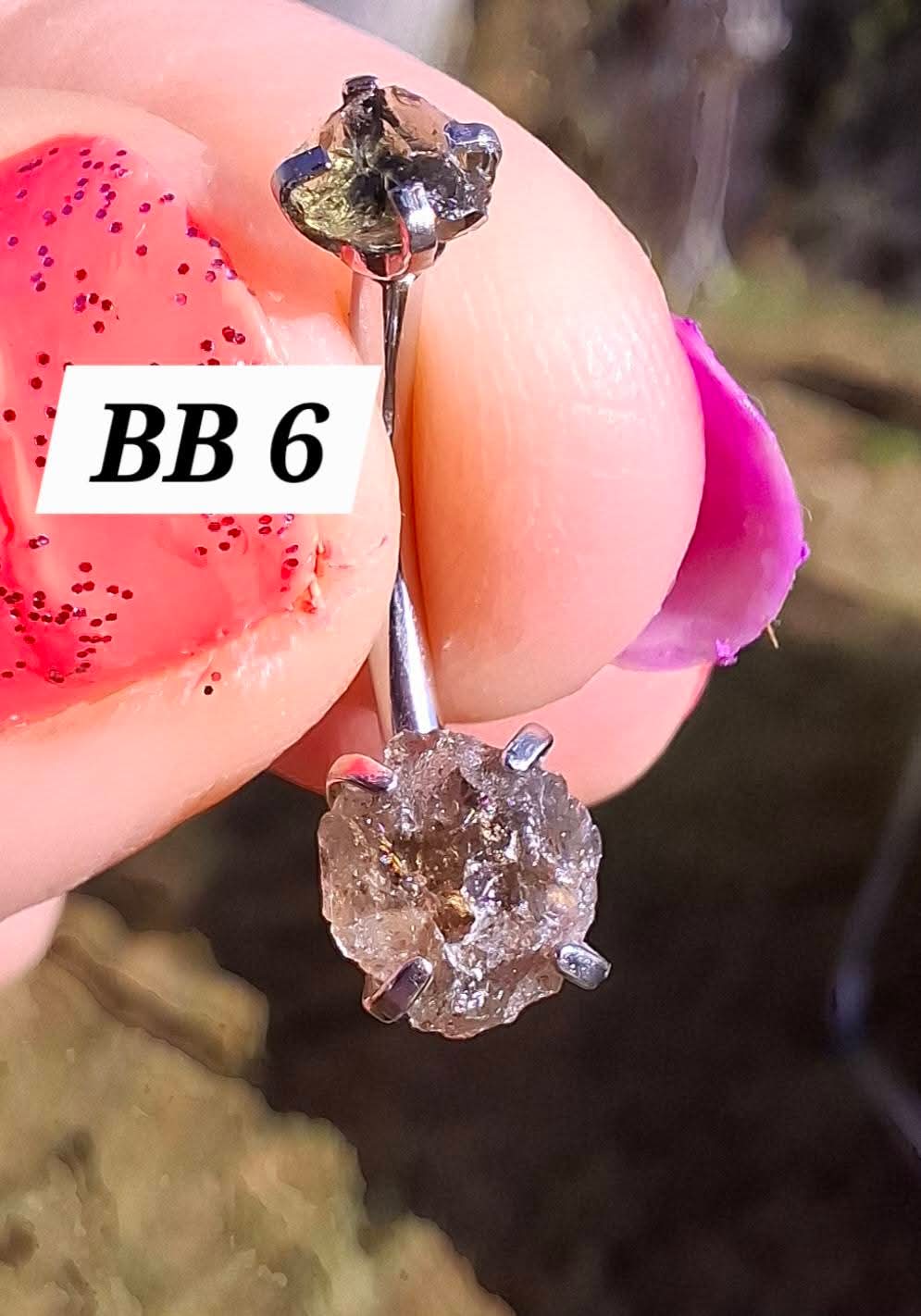 Moldavite (raw) BELLY BAR, 14G, Surgical Steel, Tektite (Ref: BB6)