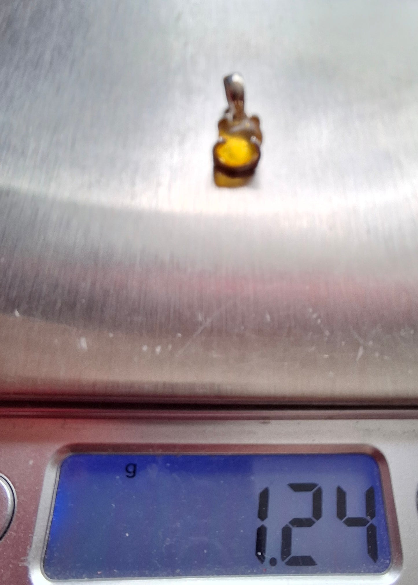 Baltic Amber Pendant, 925 Silver, Fossil (Ref: AP16)
