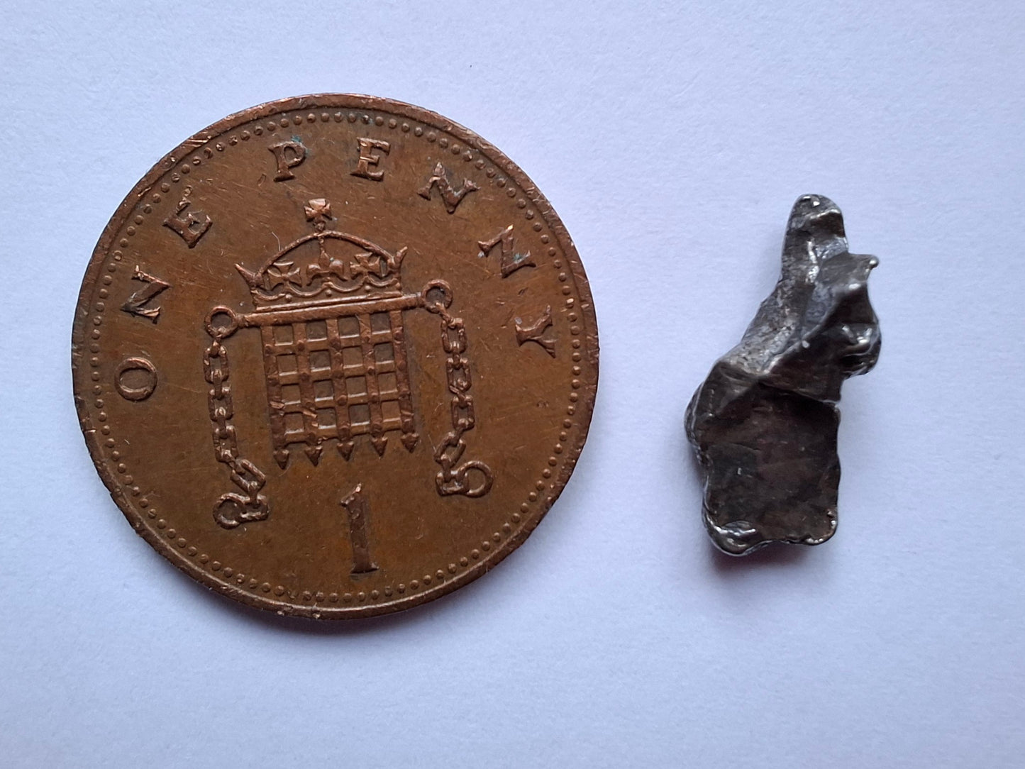 Campo del Cielo, 0.99g, Nickel Iron Meteorite (Ref: C5)