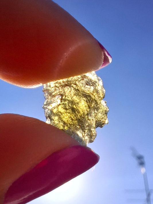 Moldavite Piece, 0.62g, Tektite (Ref: 1455)