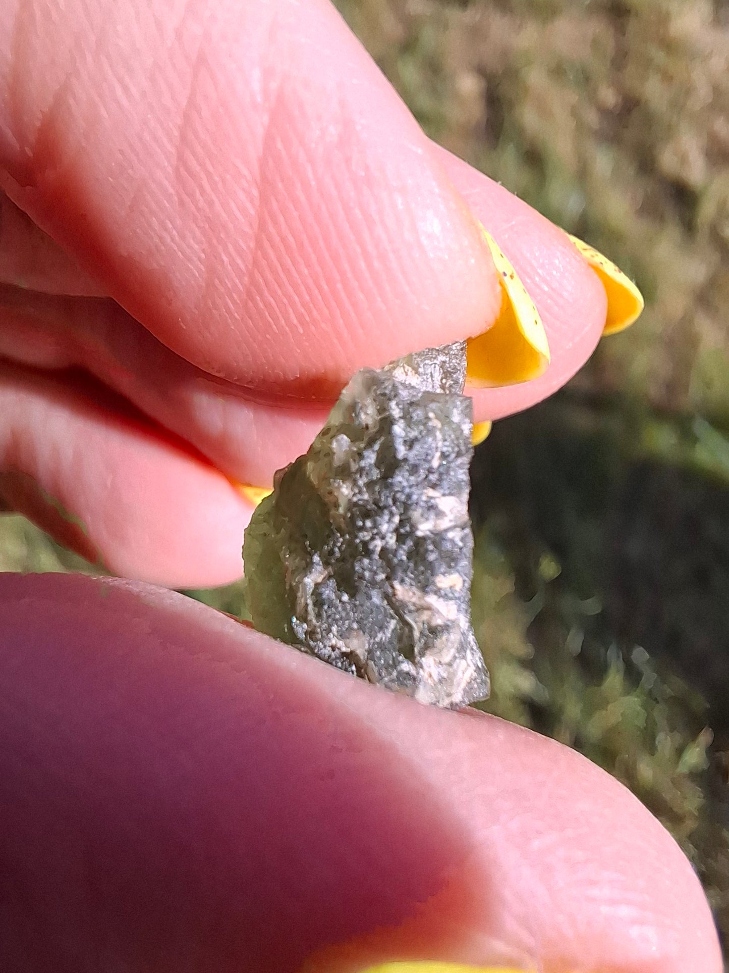 Moldavite Piece, 1.23g, Tektite (Ref: 1484)