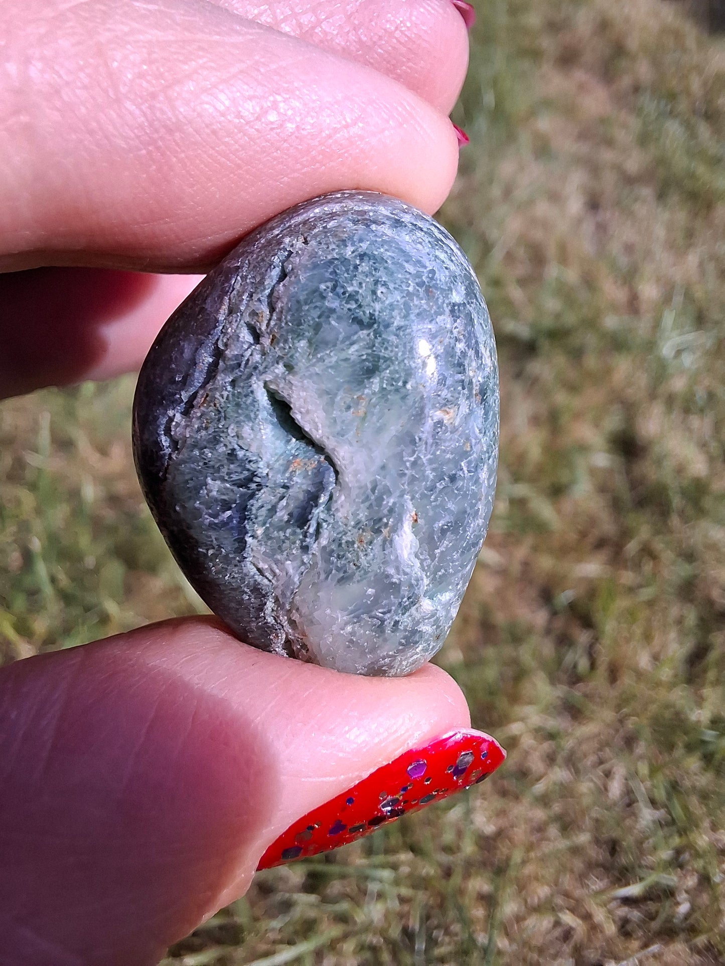 Green Moss Agate, Tumble Stone, Crystal (Ref: T169)