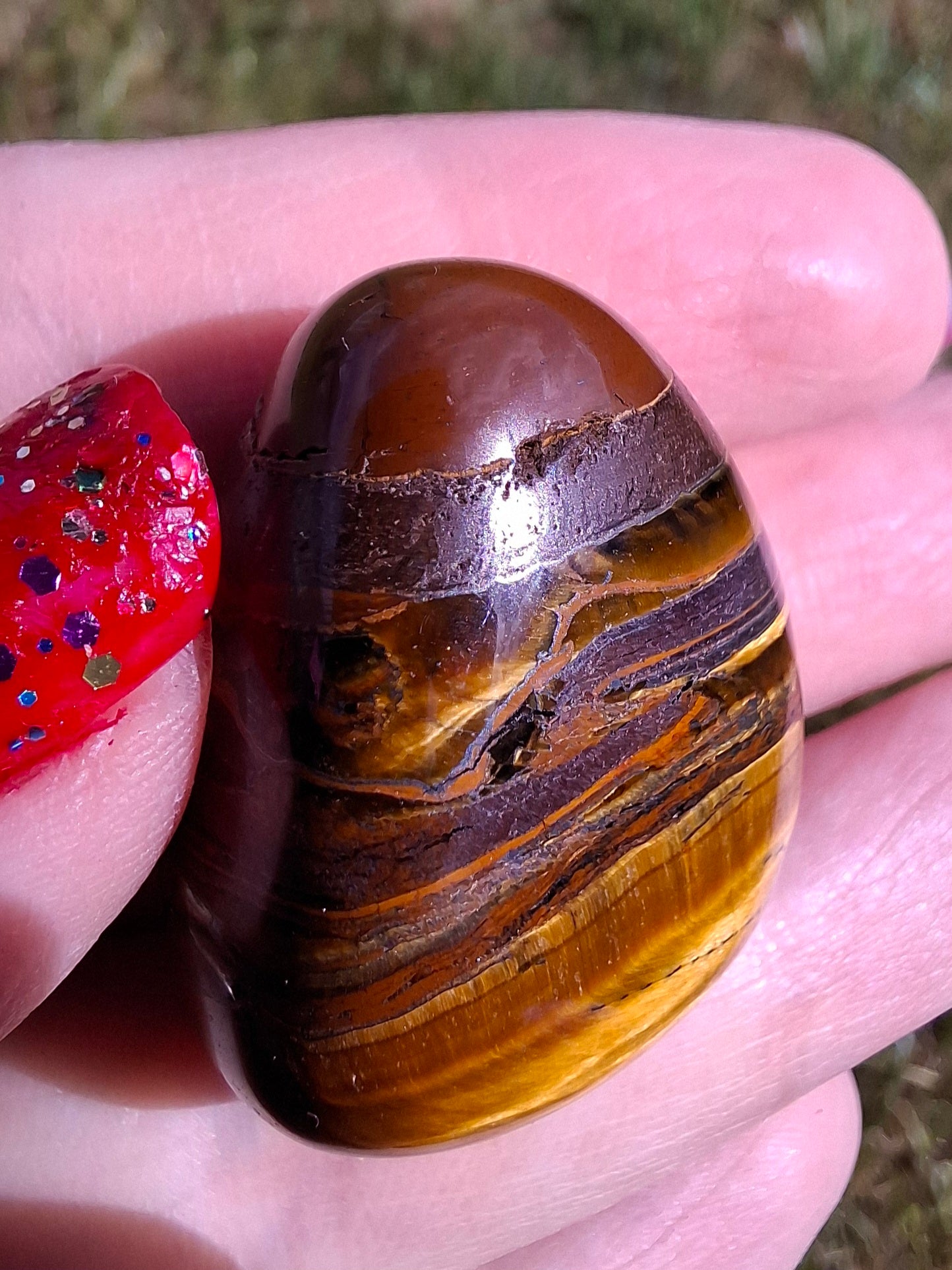 Tigers Eye, Tumble Stone, Crystal (Ref: T133)