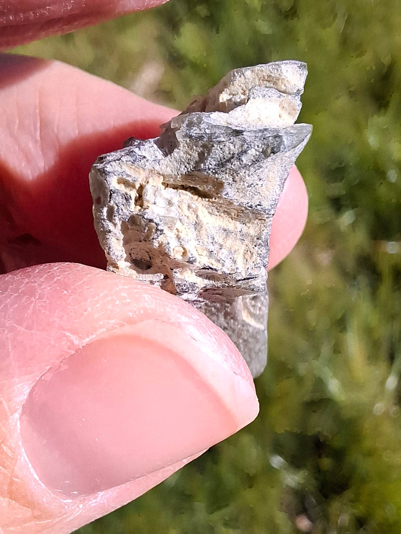 Moldavite Piece, SNOWFLAKE, FROSTED, BARTOCHOV, 3.47g, Tektite (Ref: 1364)