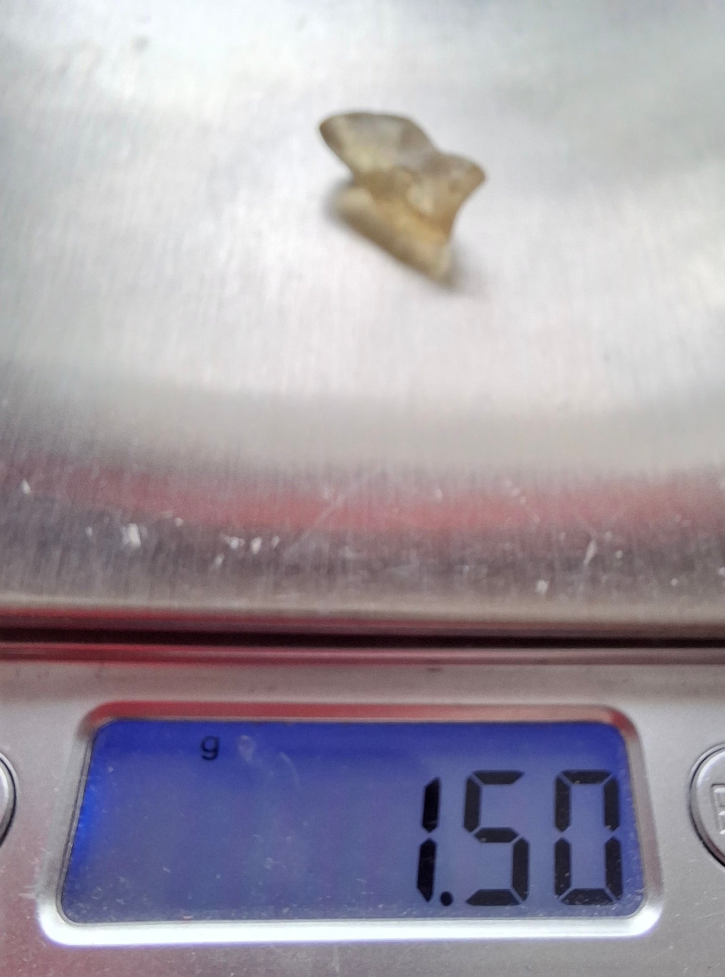 Libyan Desert Glass small Piece, 1.50g, Tektite