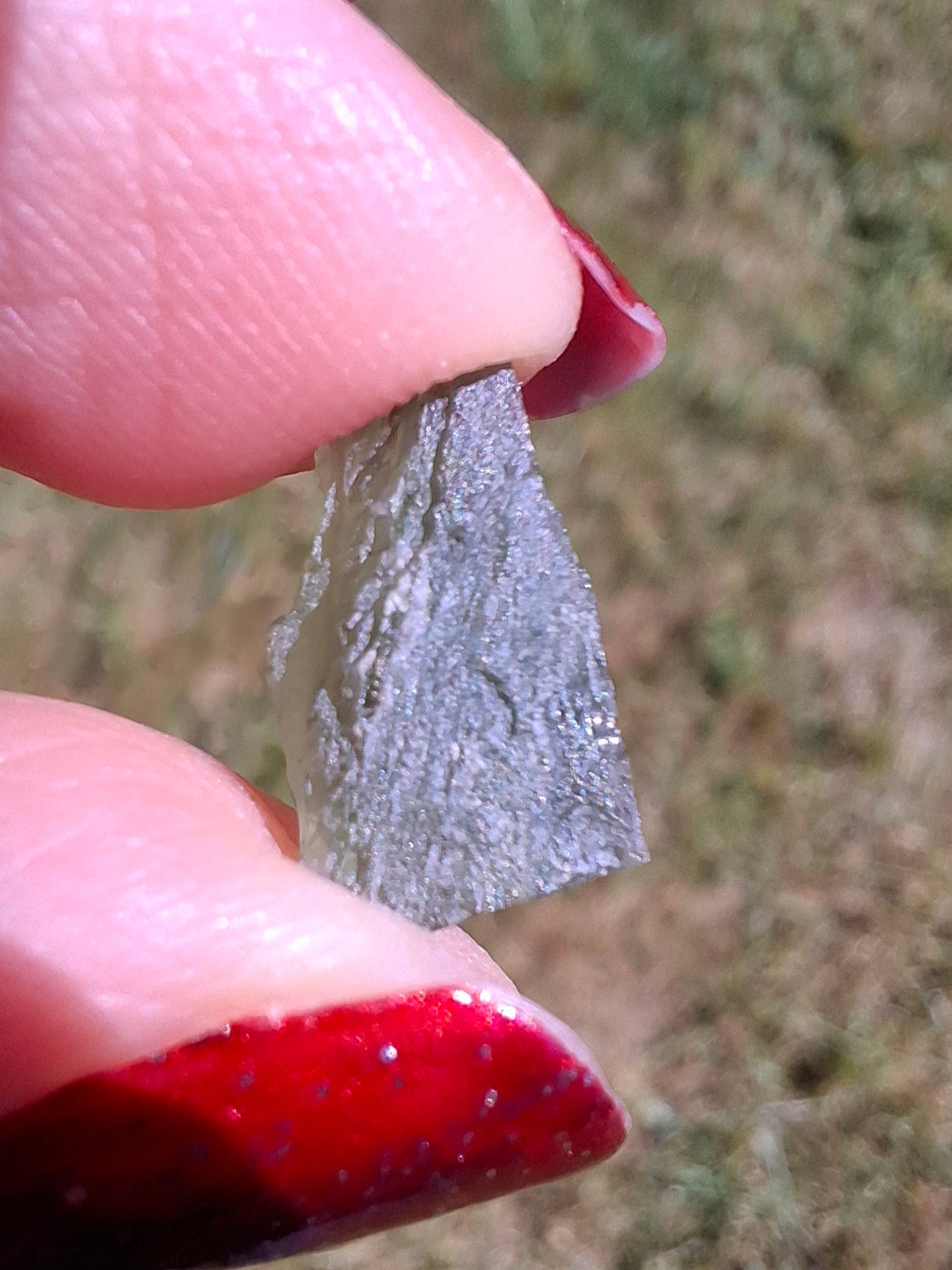 Moldavite Piece, 0.68g, Tektite (Ref: 1471)
