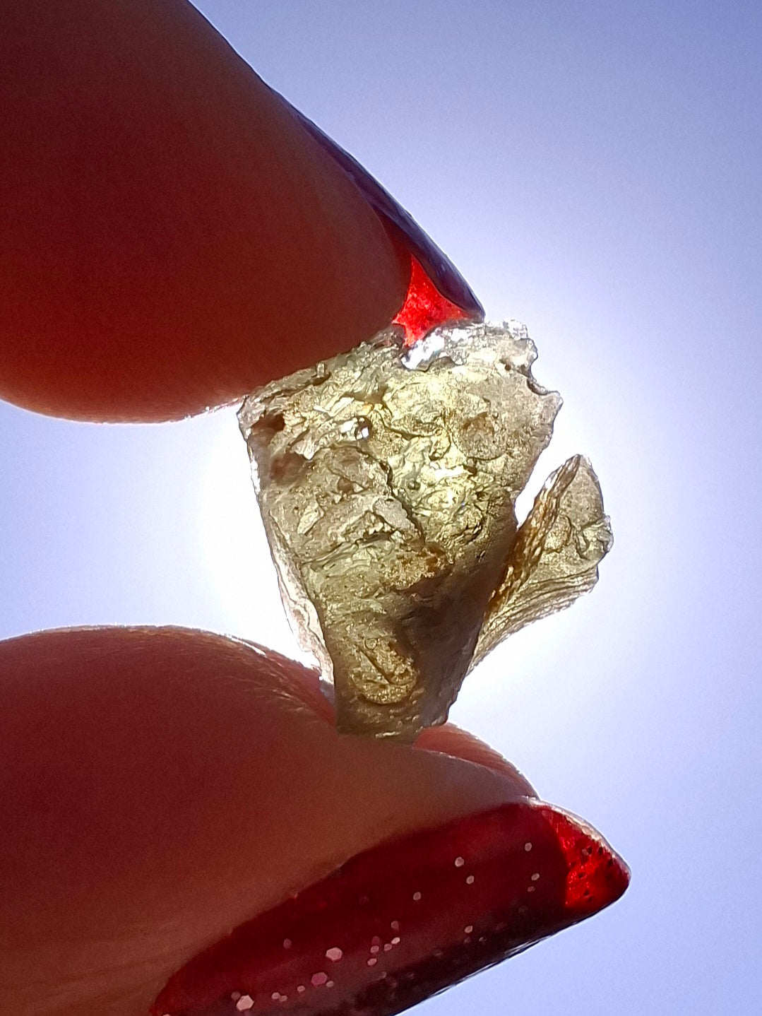 Moldavite Piece, 0.68g, Tektite (Ref: 1481)