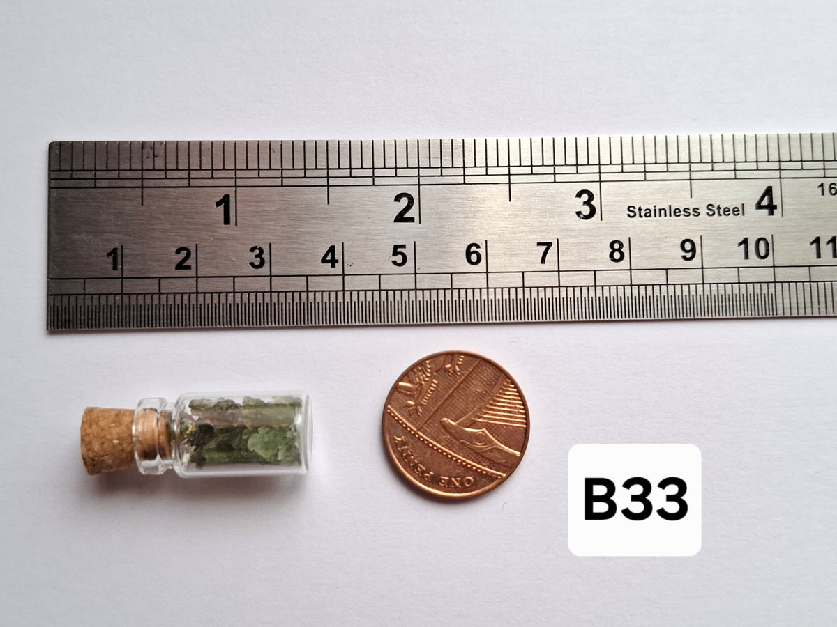 Moldavite Chips (1.00g) in 1ml Bottle, Tektite (Ref: B33)