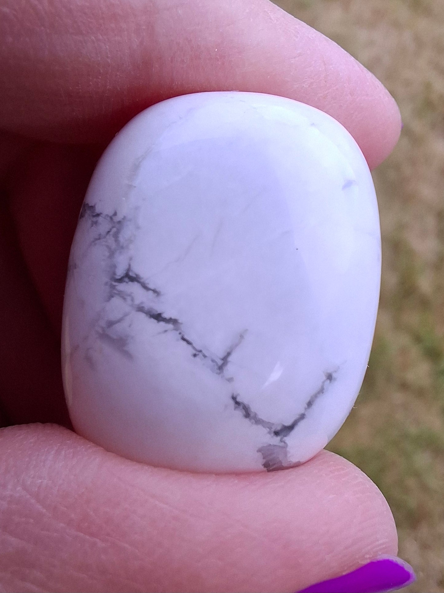 Howlite, Tumble Stone, Crystal (Ref: T35)