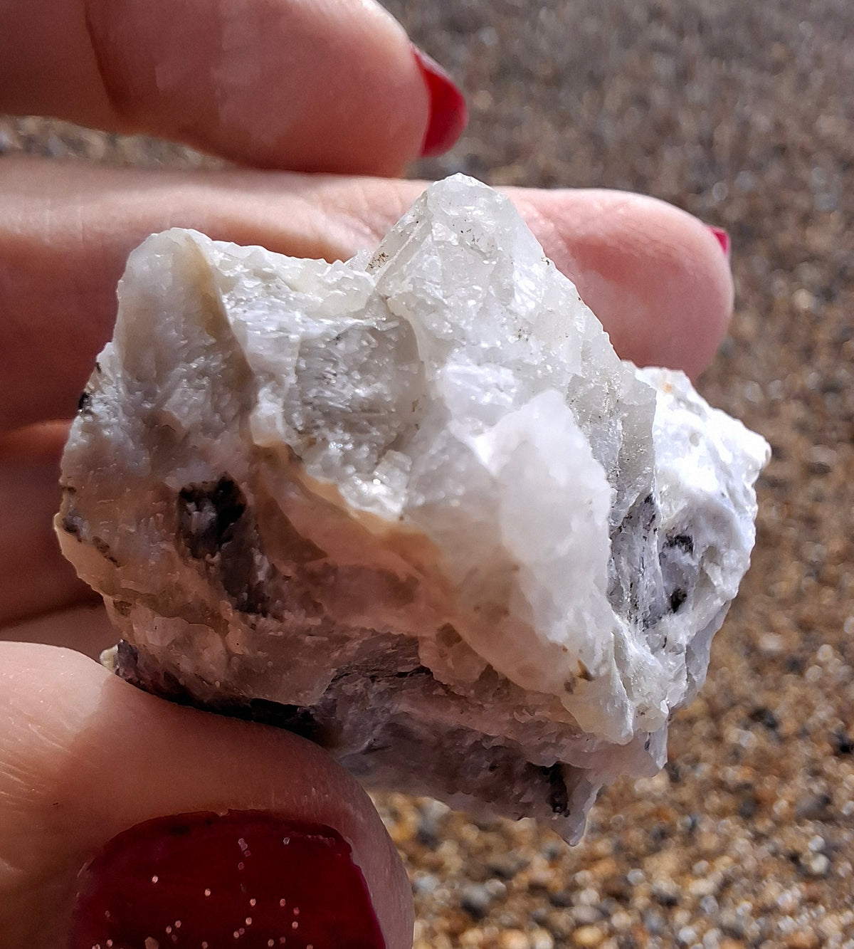 (Dig your own) Garnet in Matrix, Crystal (Ref: RG3)