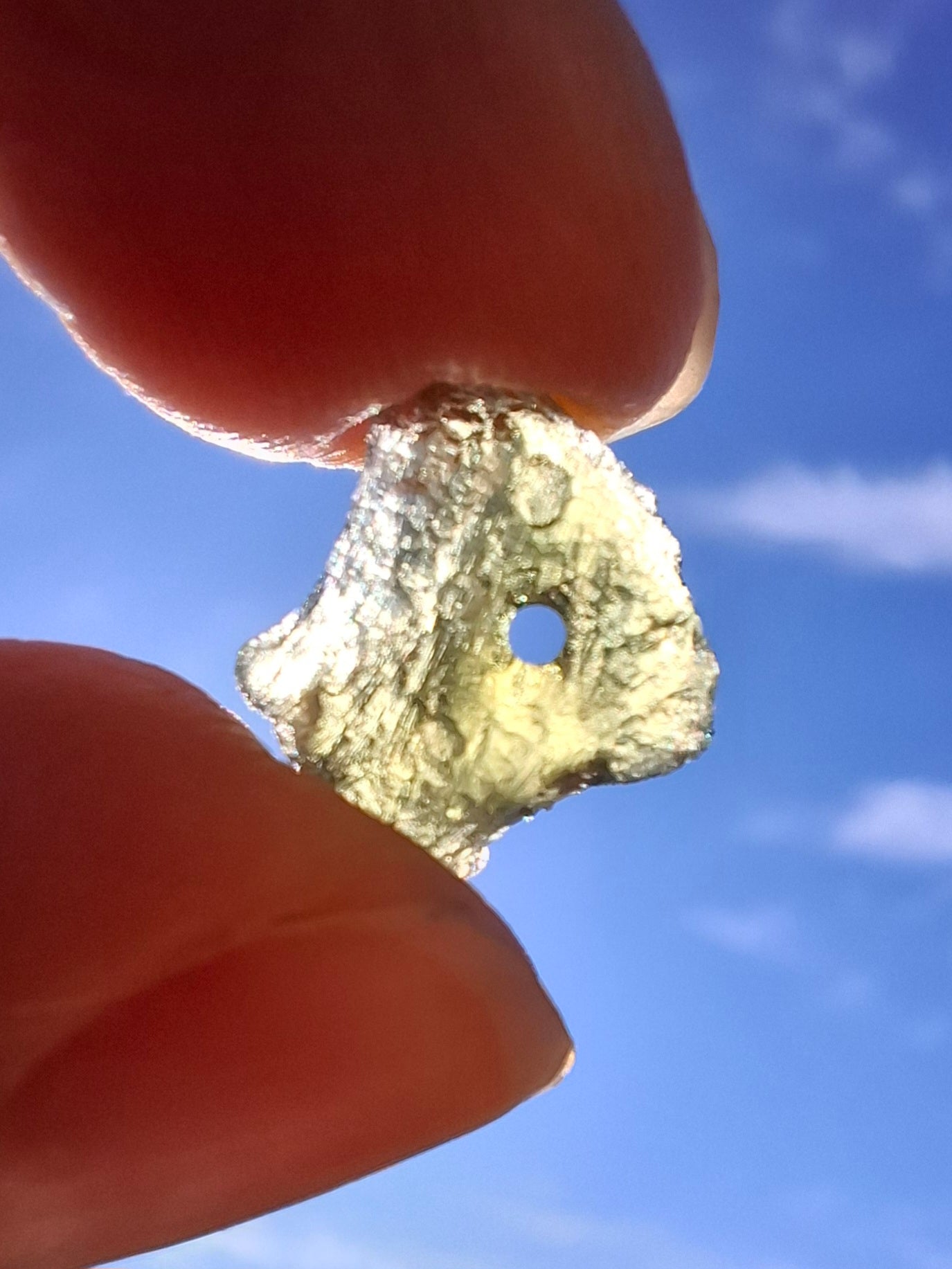 DRILLED, Moldavite Piece, 0.67g, Tektite (Ref: D21)