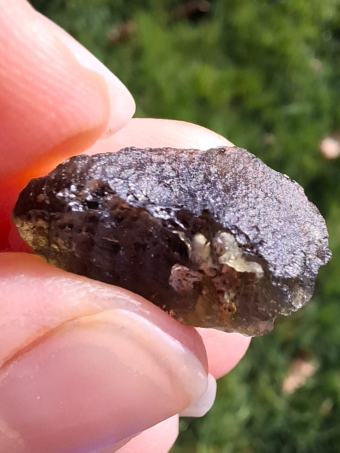 Moldavite Piece, 2.26g, Tektite (Ref: 1336)