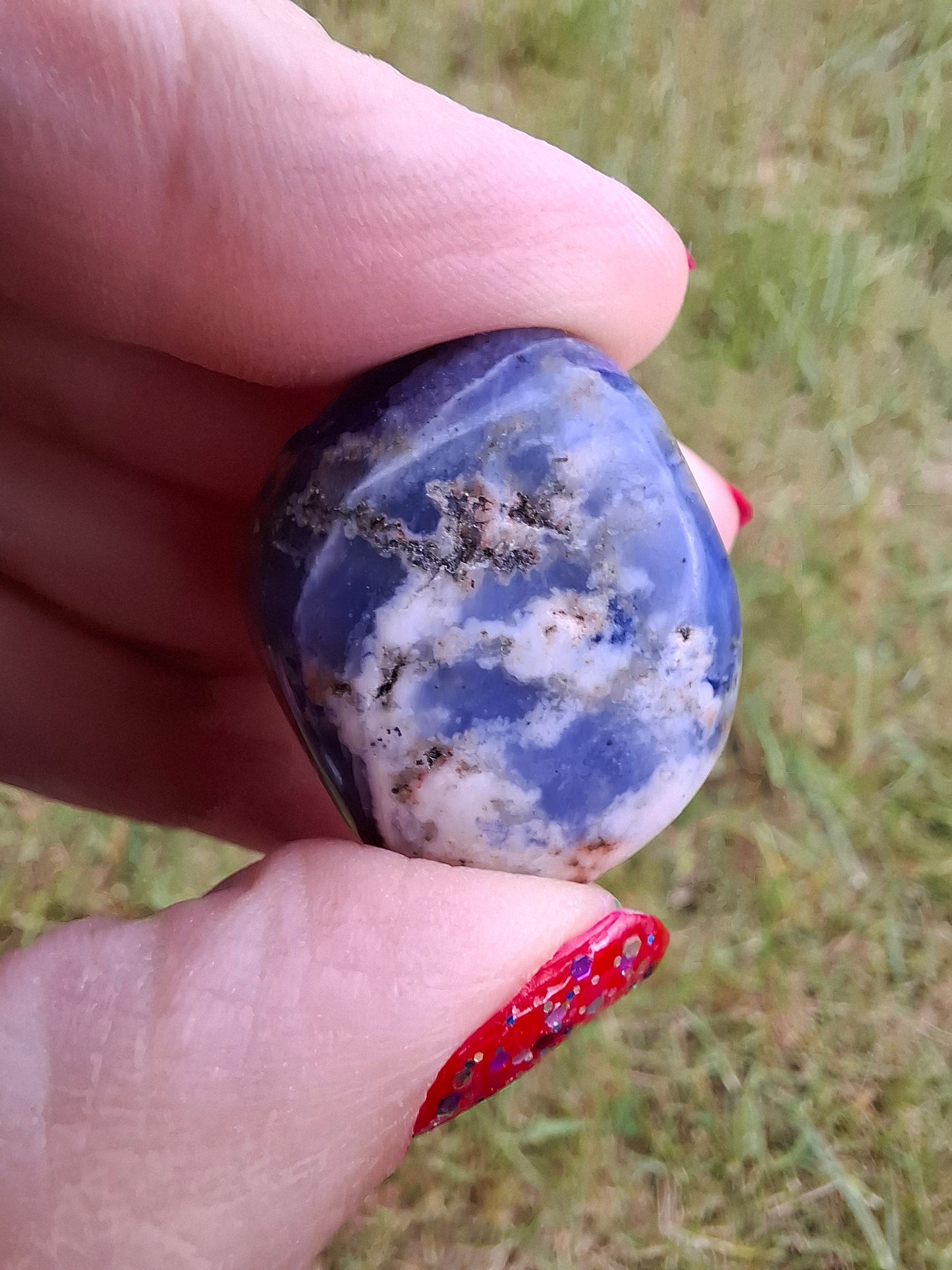 Sodalite, Tumble Stone, Crystal (Ref: T154)